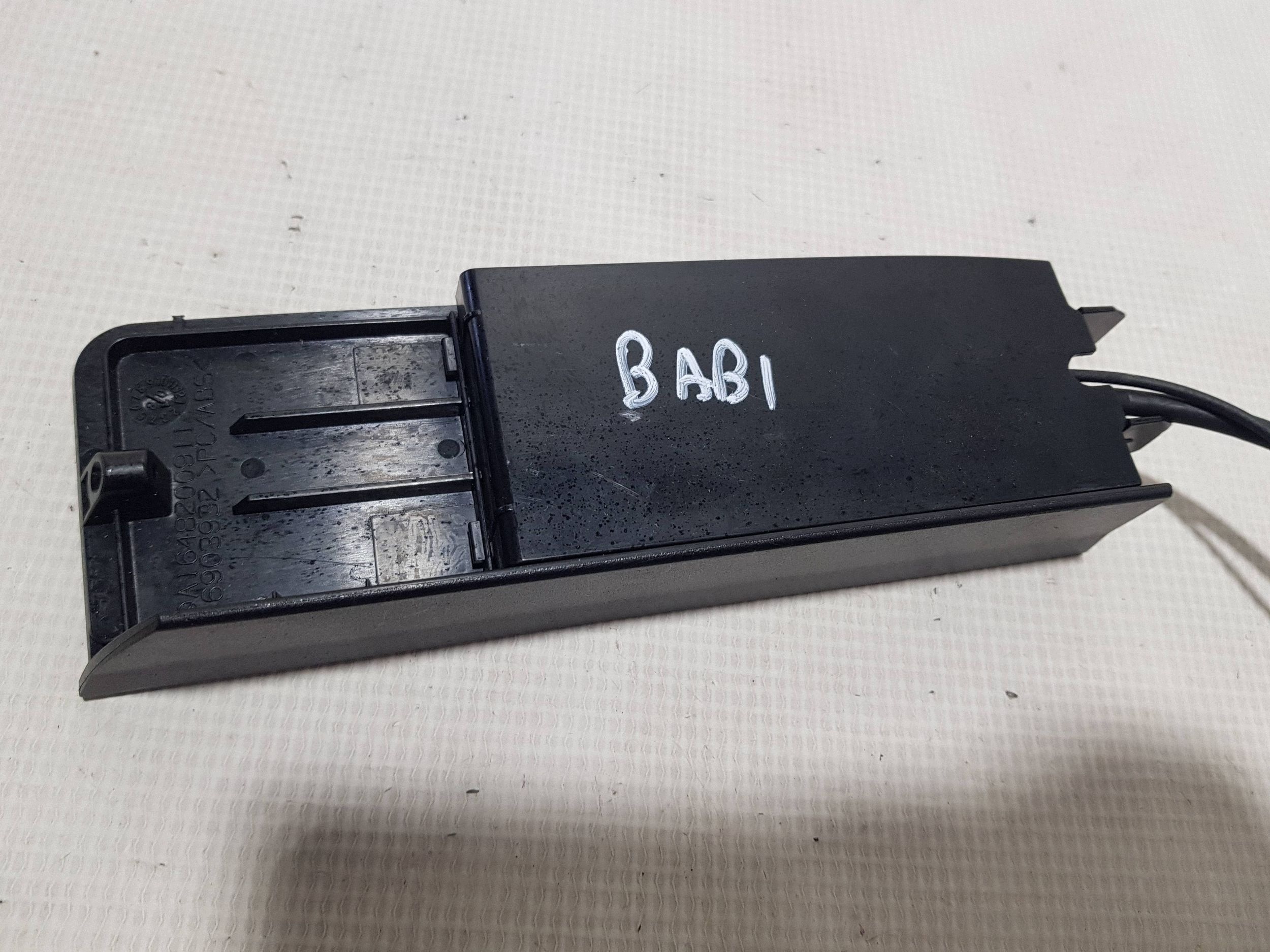 bracket holder TELEFONU Mercedes ML W164 A1648200911