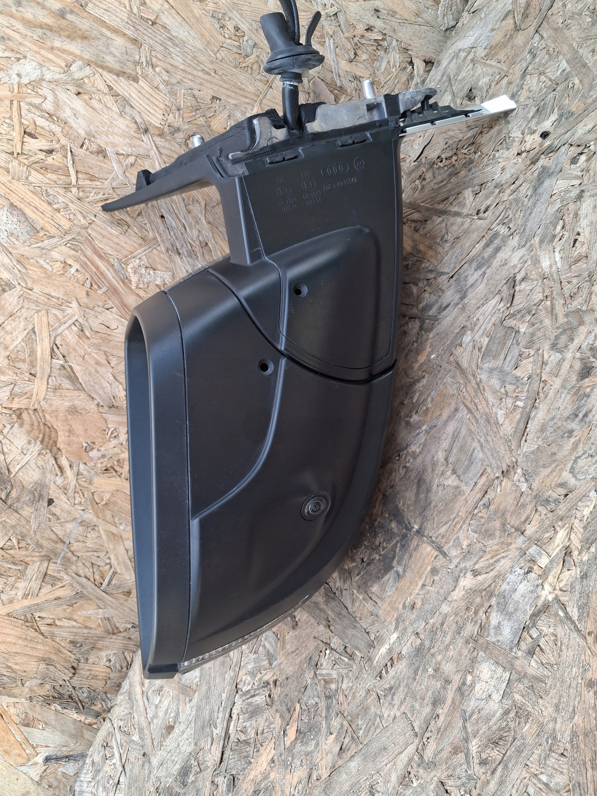 mirror left front AUDI Q8 E-TRON 55 KAMERA 13 PIN