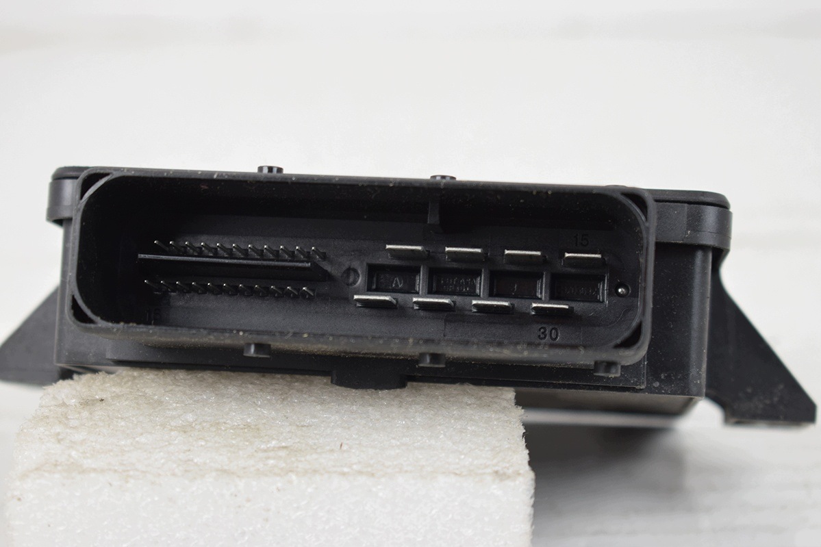 module control unit * electric brake AUDI 8K0907801N