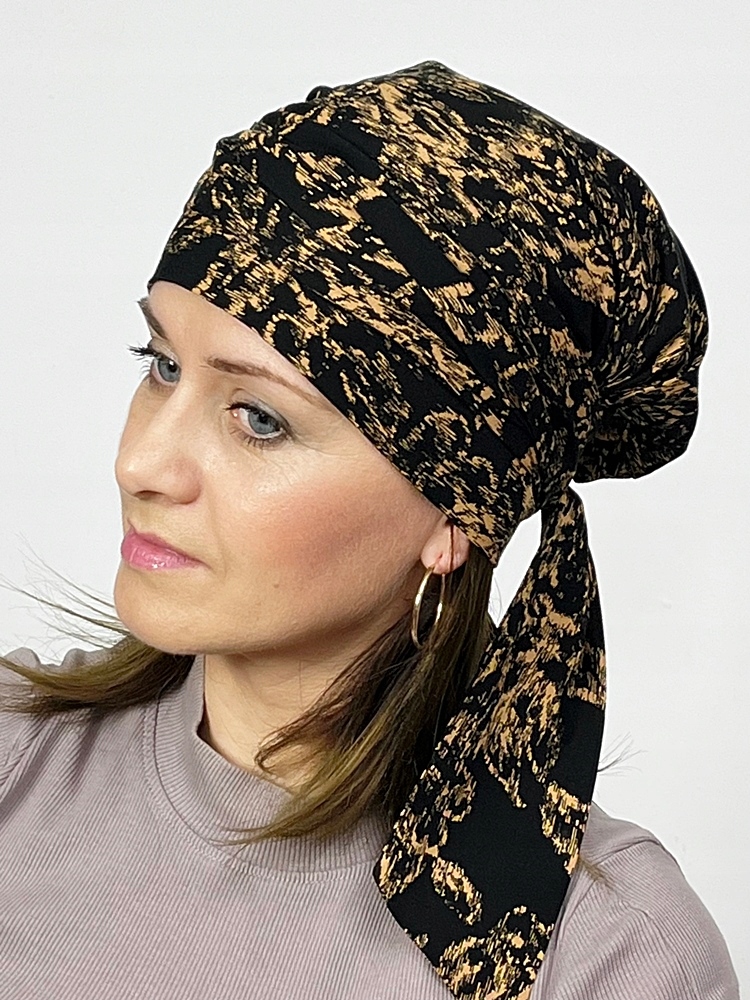Ochrona przed słońcem przewiewna chusta Lara 272 także po chemioterapii Model Lara