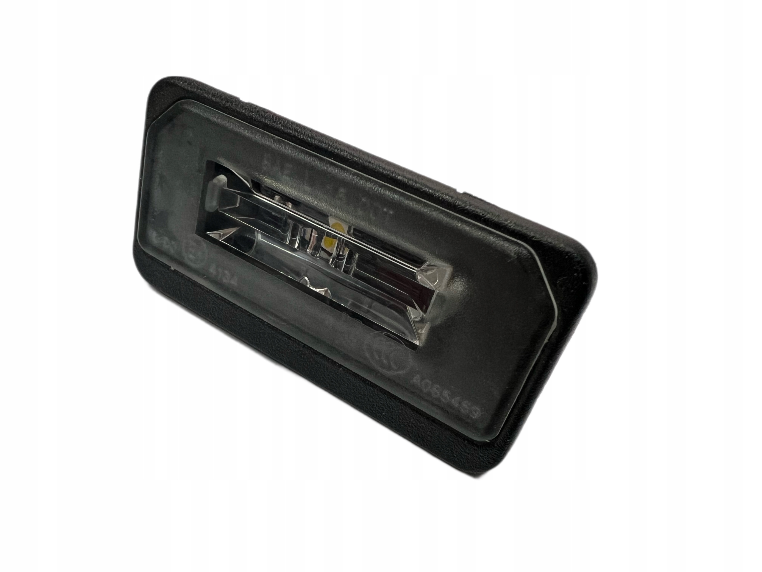 Tesla S X лампа освещения доски 1034341-00-B