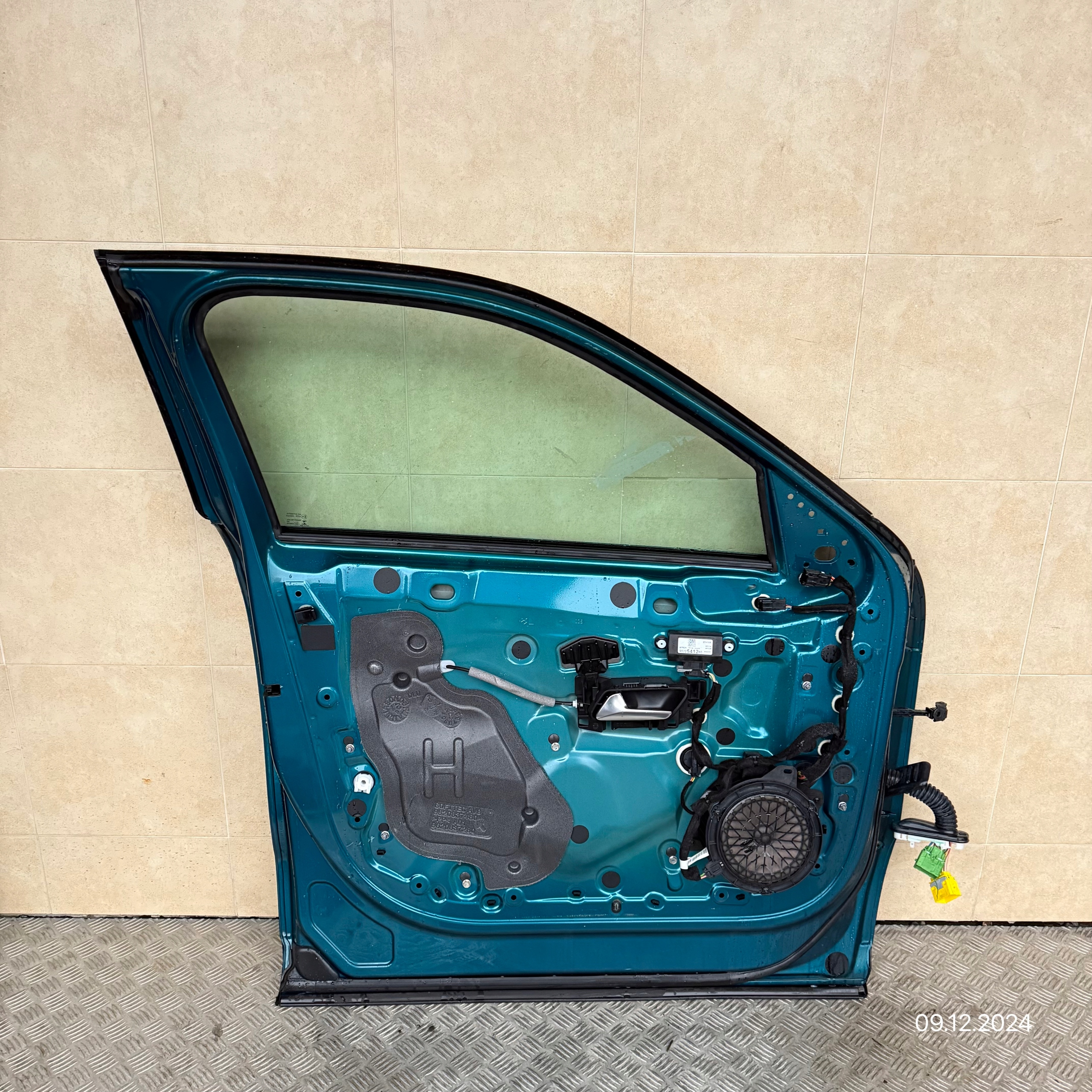 door complete front left CITROEN DS3 CROSSBACK 2019 ROK
