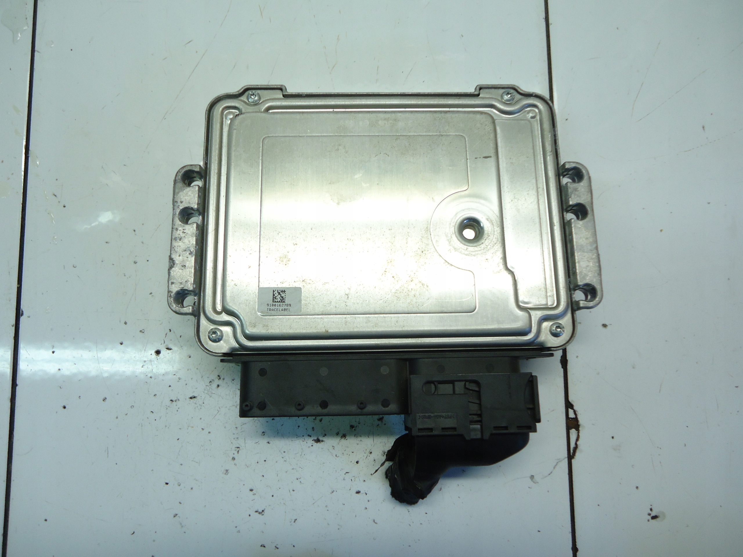 HYUNDAI KIA SPORTAGE 2.0CRDI computer control unit 39114-27345 0281013420