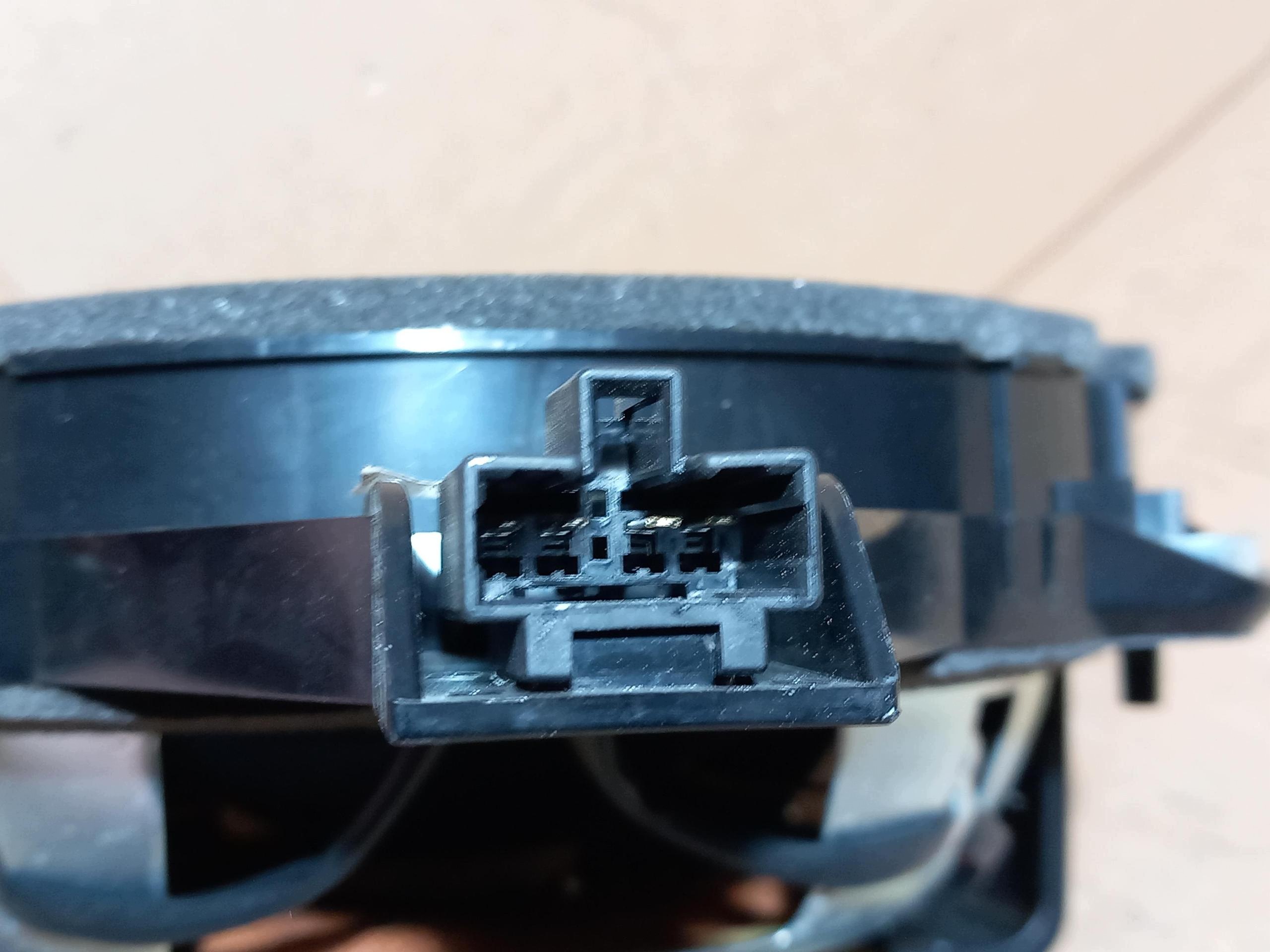 HYUNDAI I40 speaker BASOWY SUBWOOFER boot 96380-3Z050 OEM
