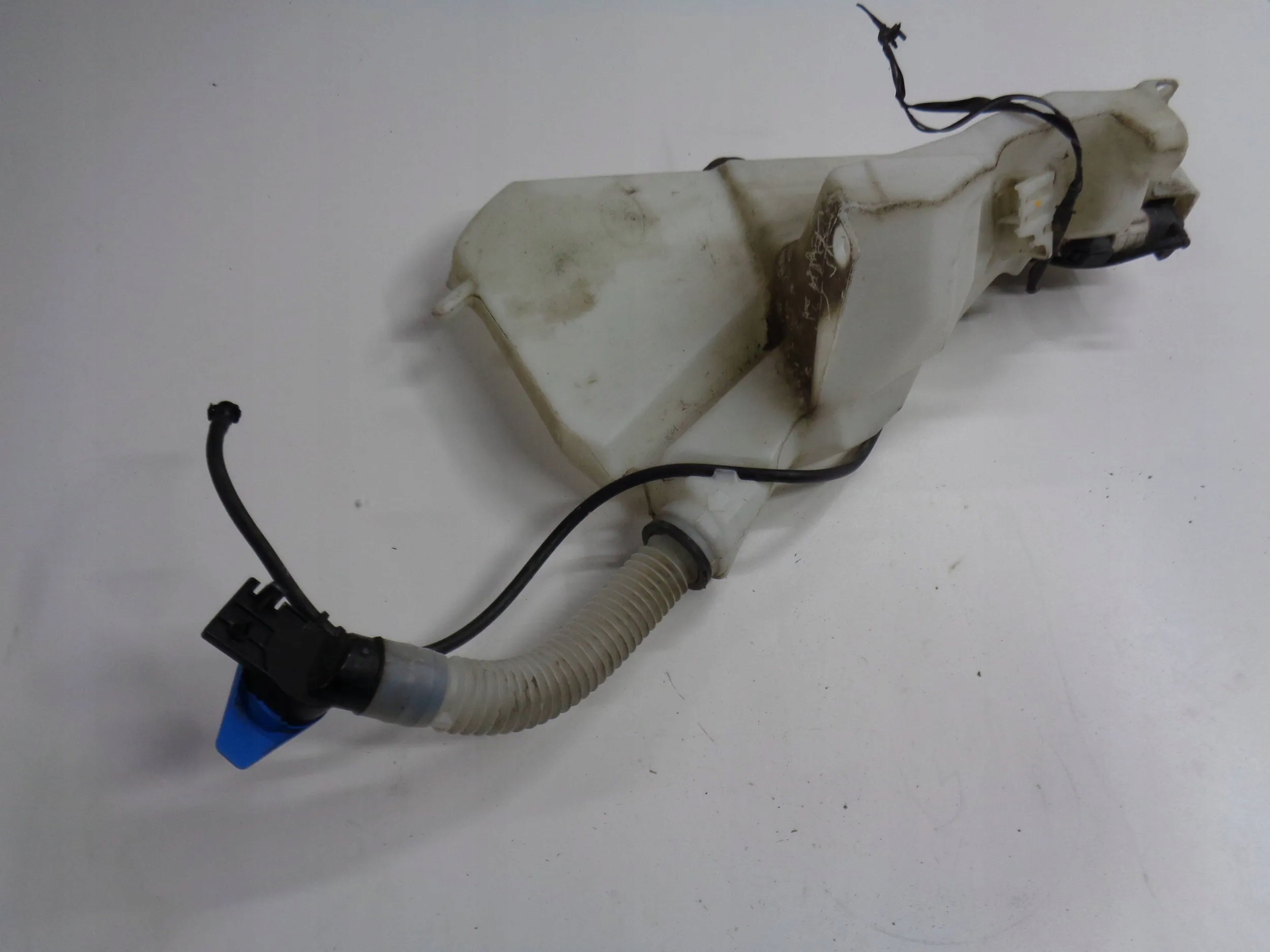 JAGUAR XE X760 washer fluid tank complete