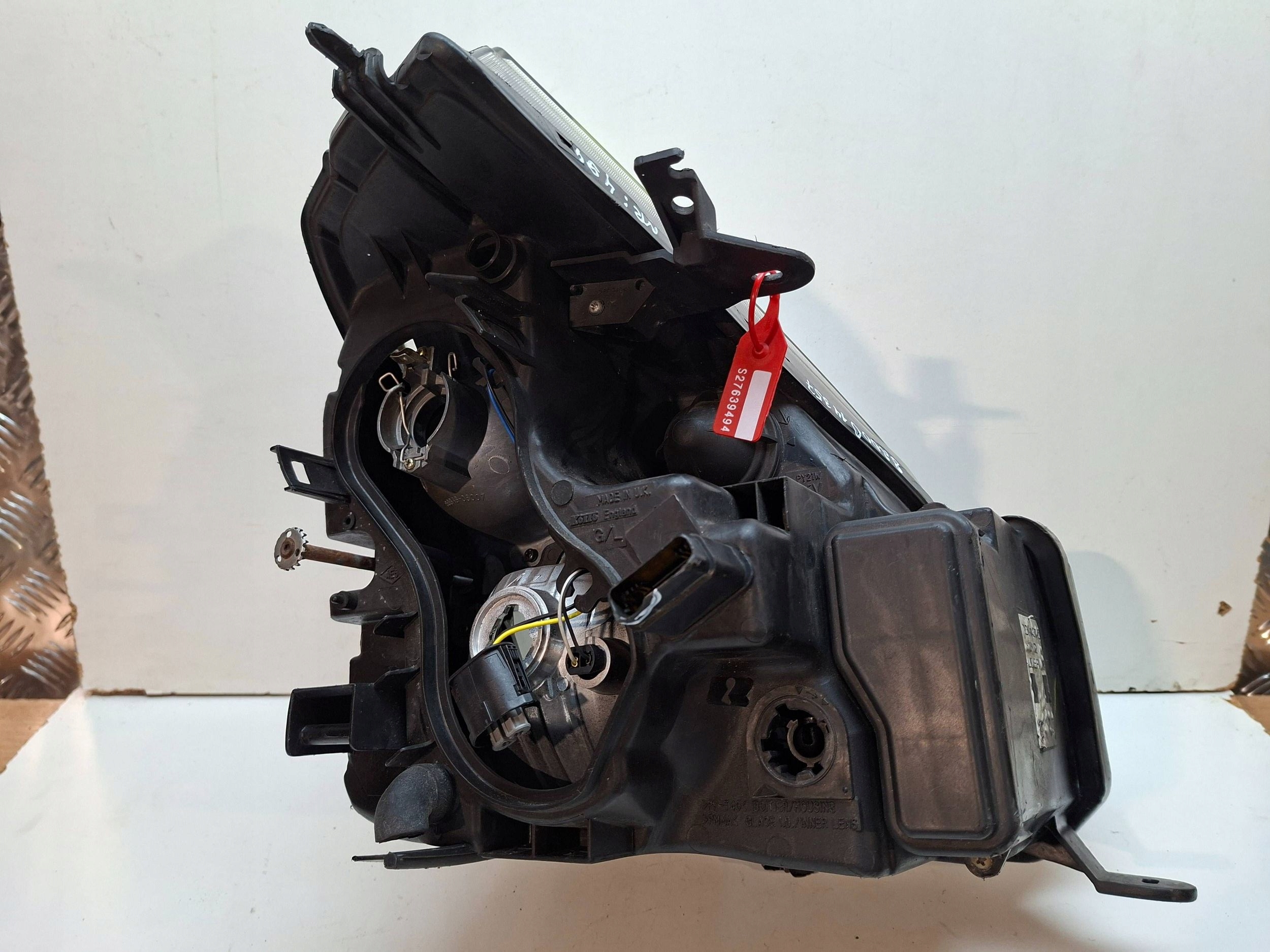 light front left XENON 8200014357 RENAULT VEL SATIS 2001
