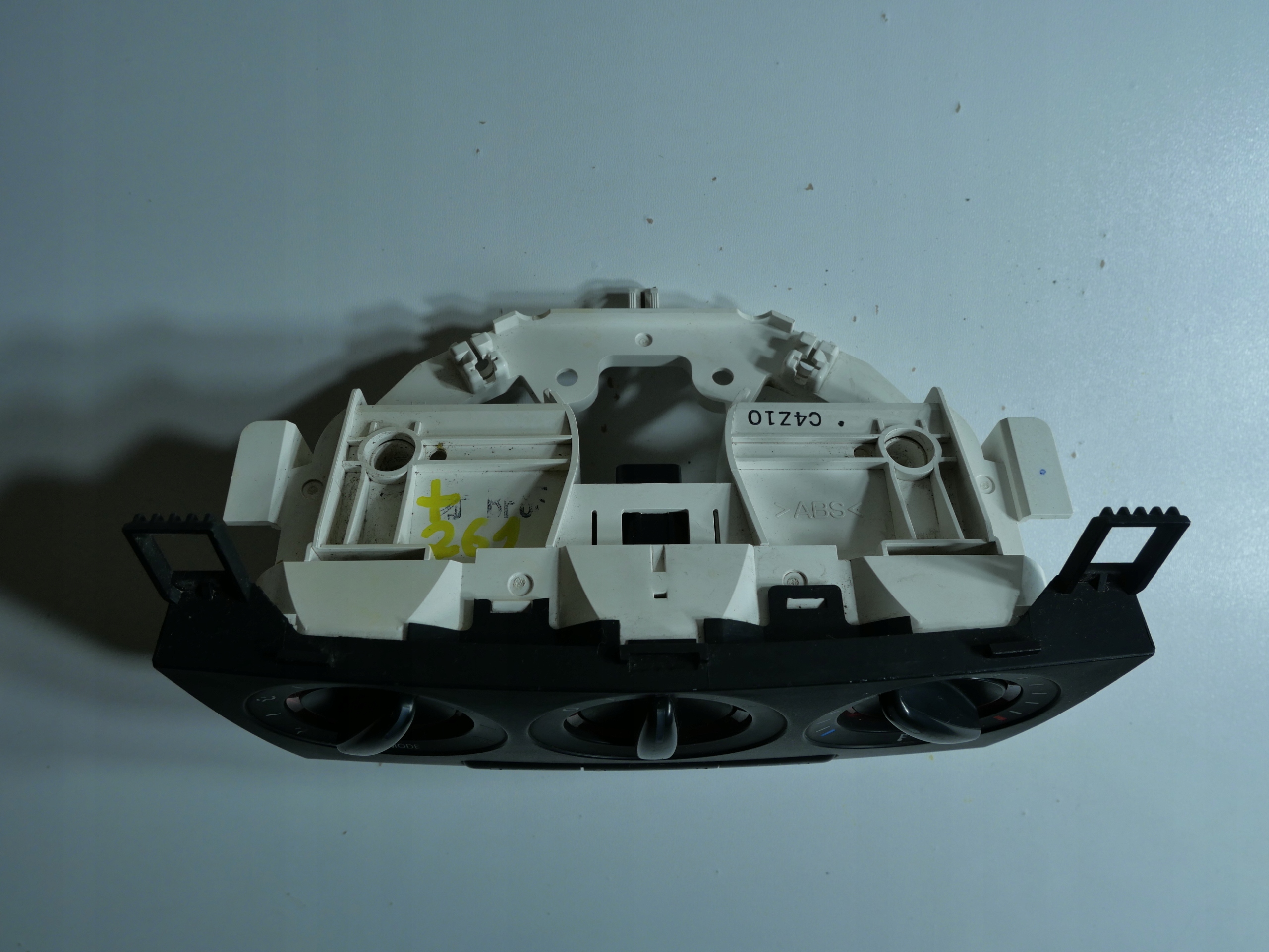PANEL a klímának AC MAZDA 3 C4Z10