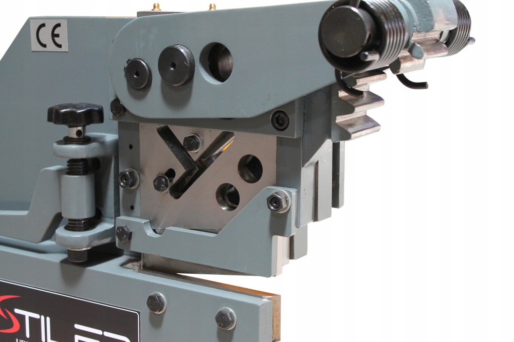 NOŻYCE GILOTYNOWE DO METALU PRĘTÓW BLACHY PBS-7 Rodzaj gilotyna