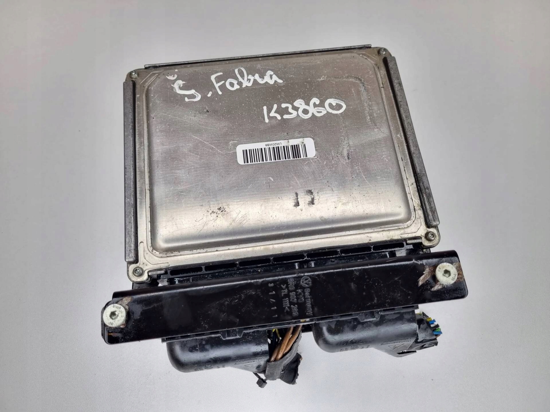control unit of the engine Skoda Fabia 2 facelift 5J 2011 03P906021AN