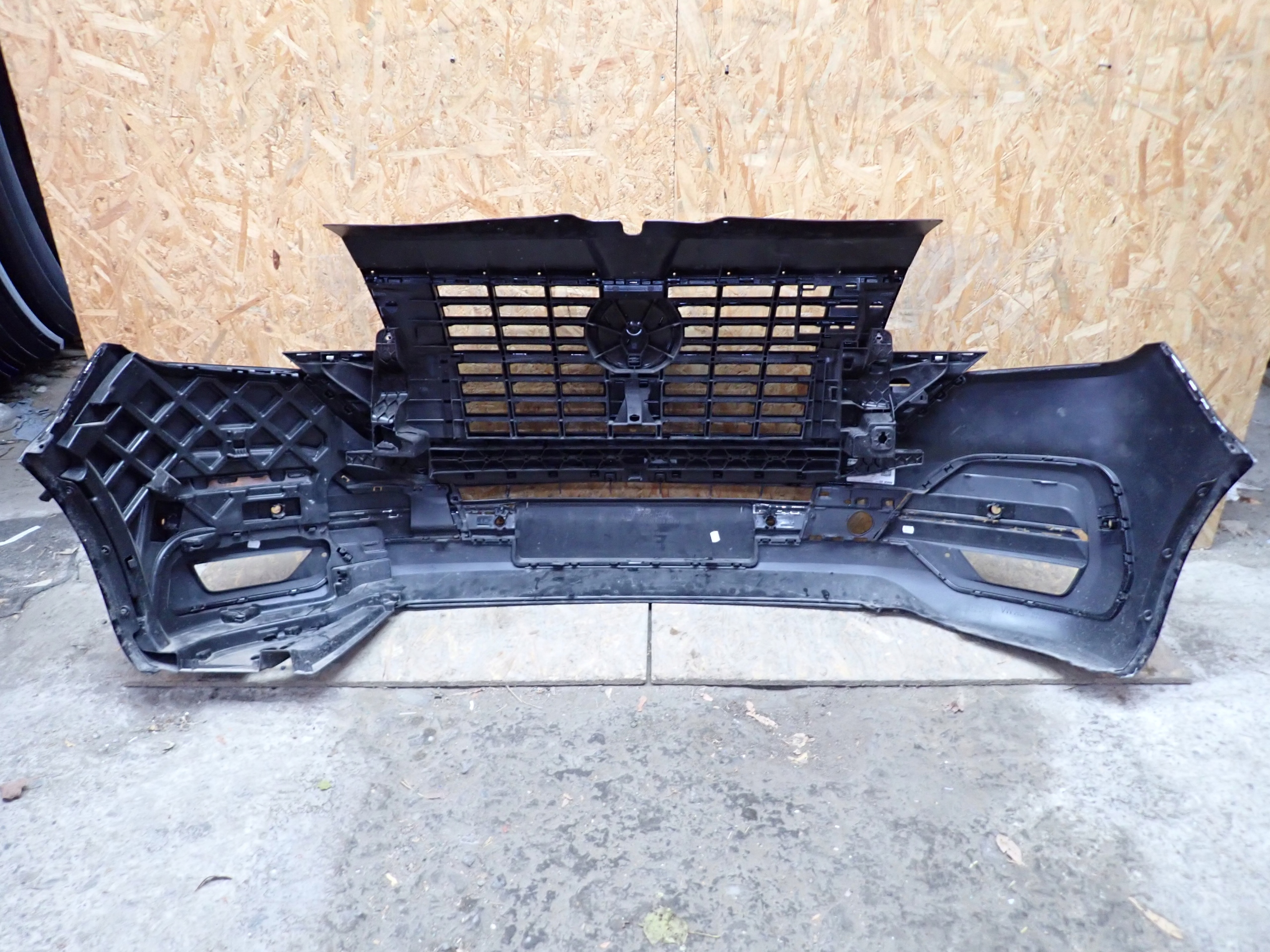 bumper front front VW MULTIVAN T6 LIFT T6.1 7LA 2019-2024R 7LA807221B