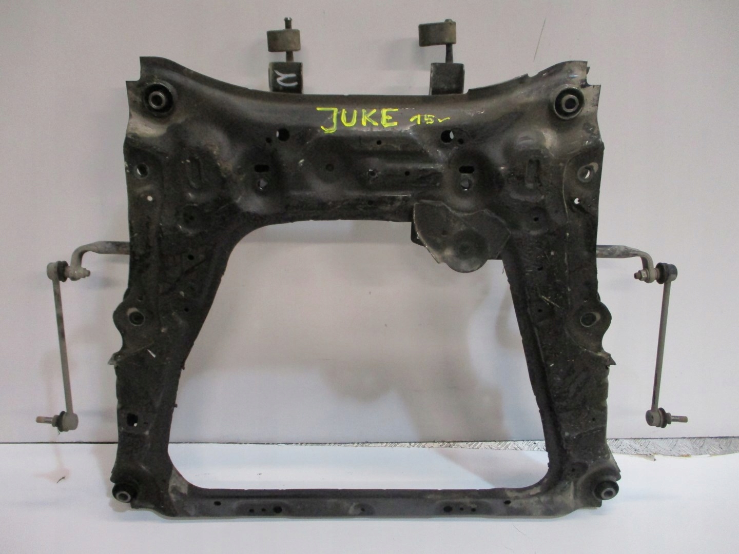 axle beam subframe axle beam NISSAN JUKE 1,5 Dci