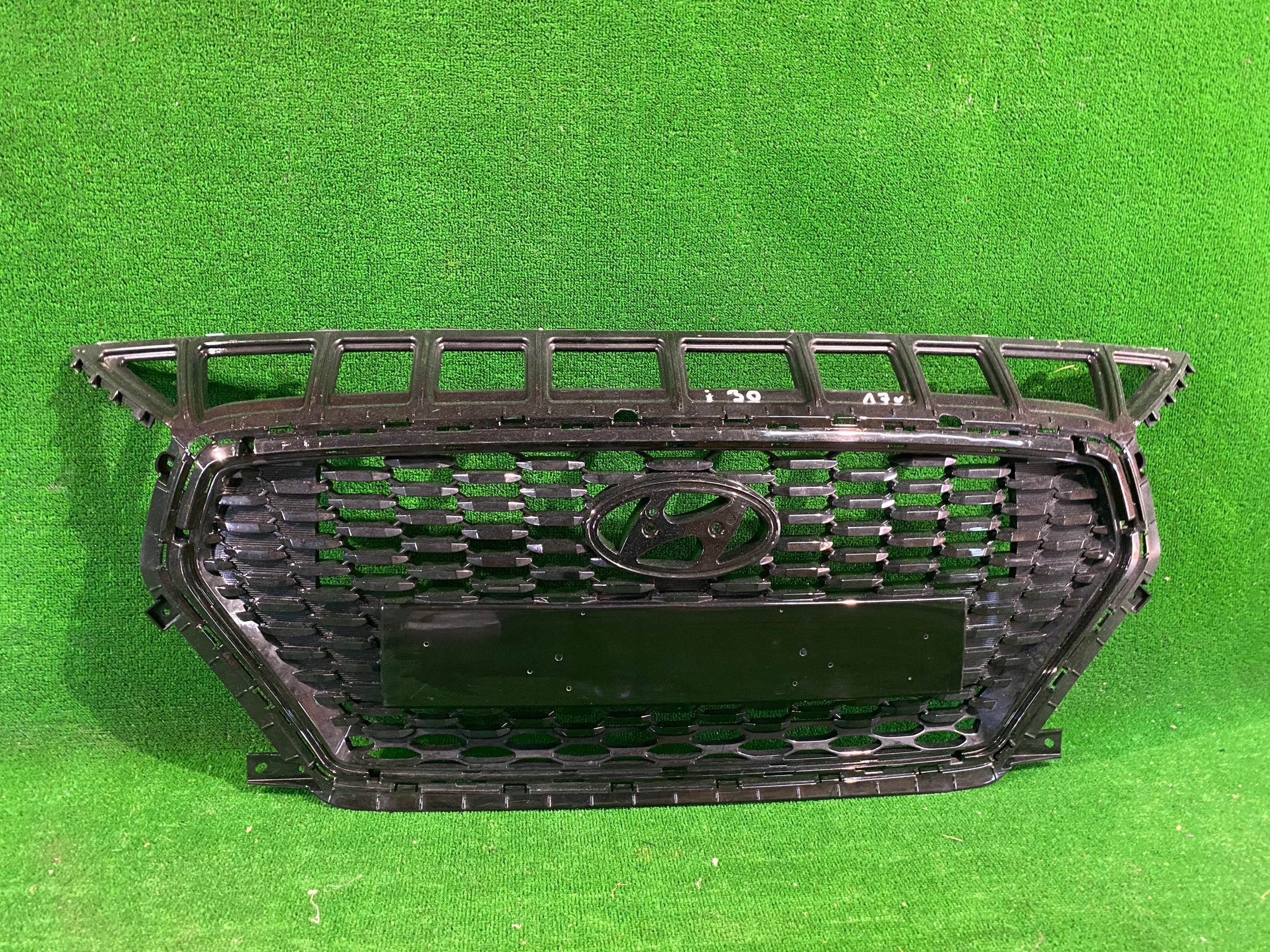 Grill Grill HYUNDAI I30 III 17