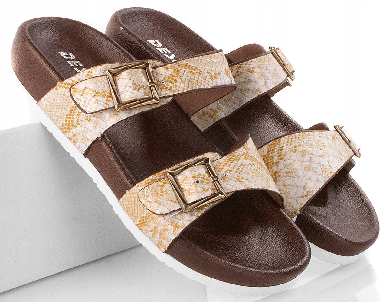 

Klapki Damskie Paski Wężowy Wzór Klamra 38