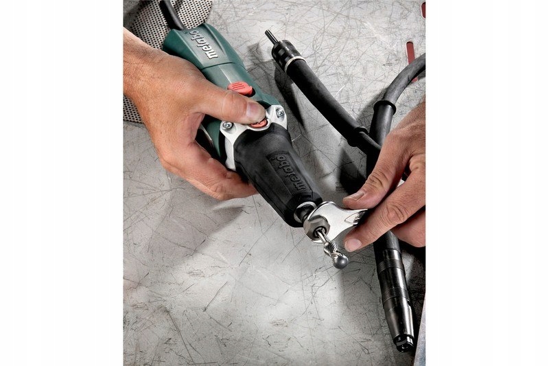 SZLIFIERKA PROSTA GE 710 PLUS Długość urządzenia 41.9 cm