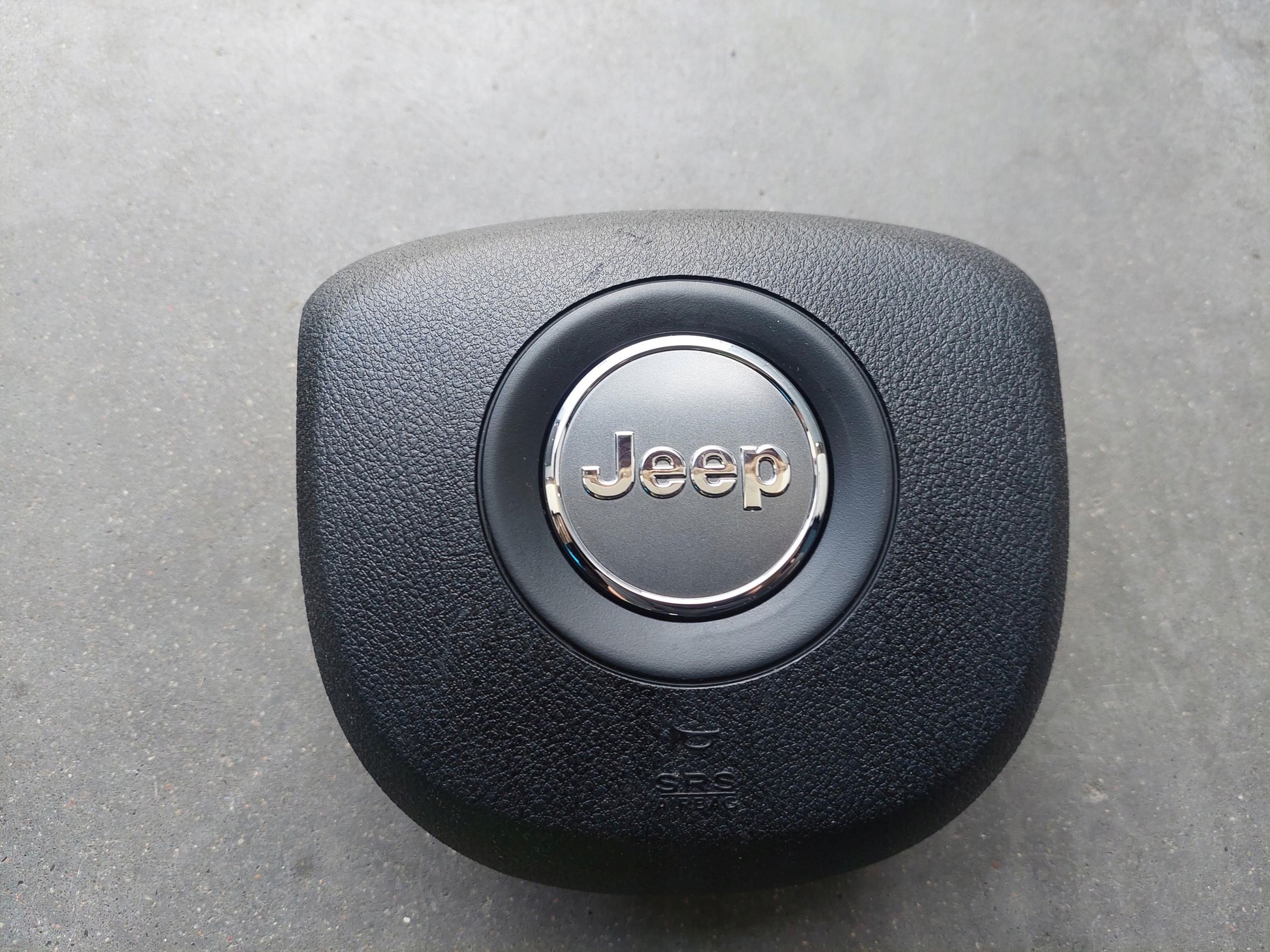 Airbag Deckel AIRBAG JEEP CHEROKEE V KL