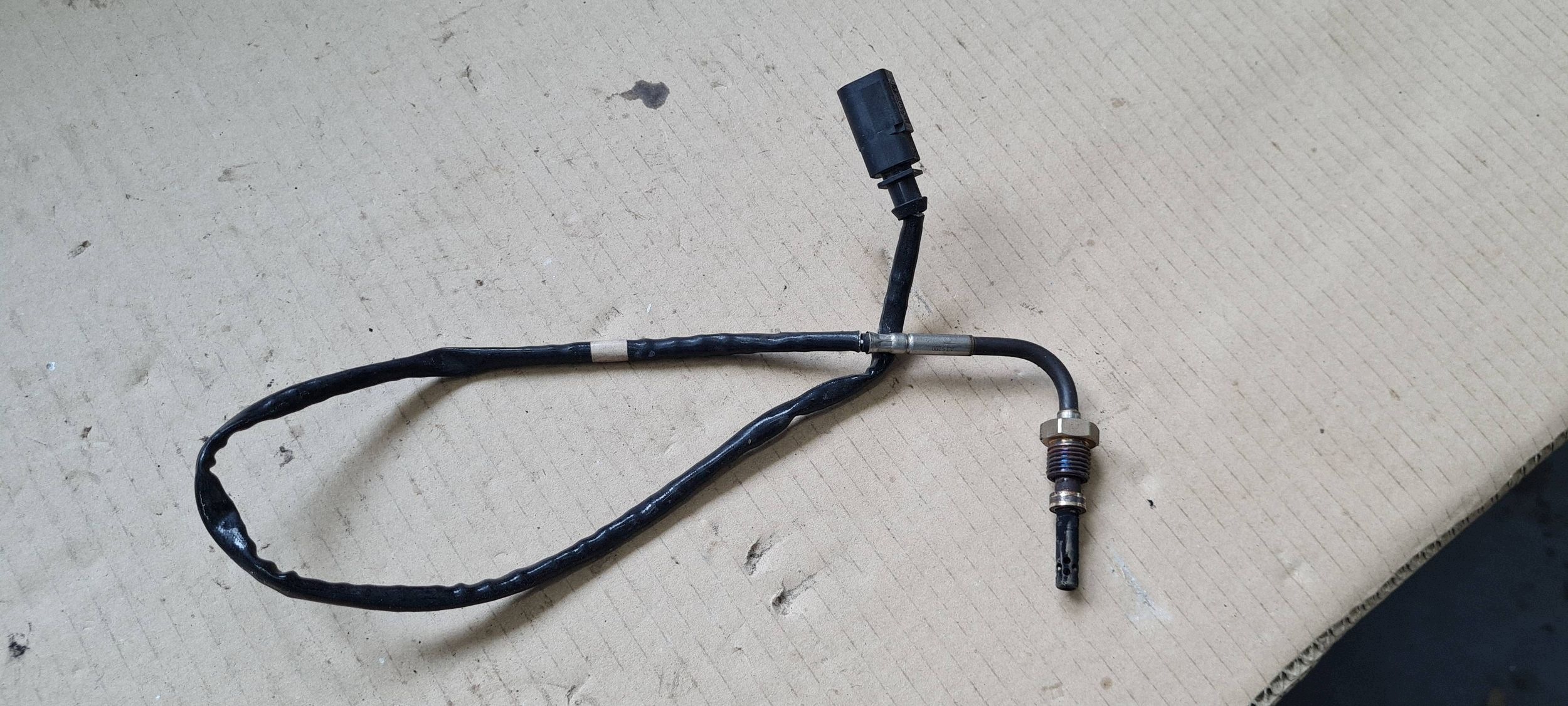 A5 8T LIFT Sensor TEMPERATURY Gase 2.0 TDI 4G0906088J A4 B8 Q5 A6 C7