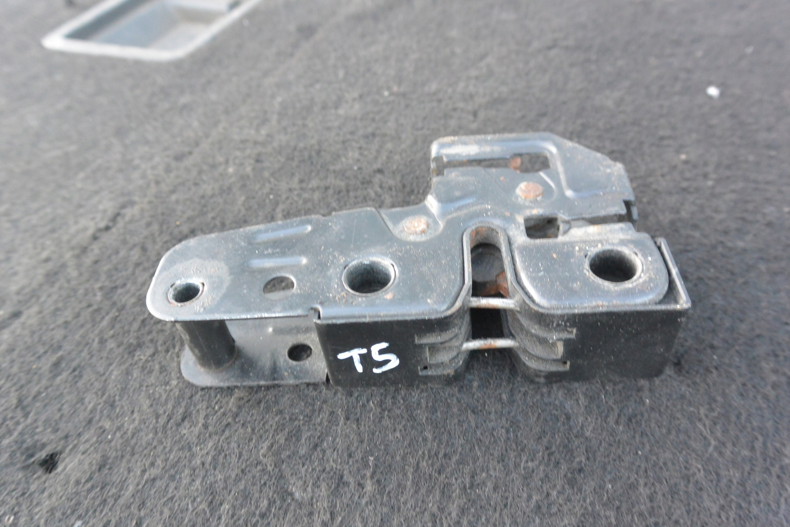 SERRURE CAPOT VW TRANSPORTER T5 EU