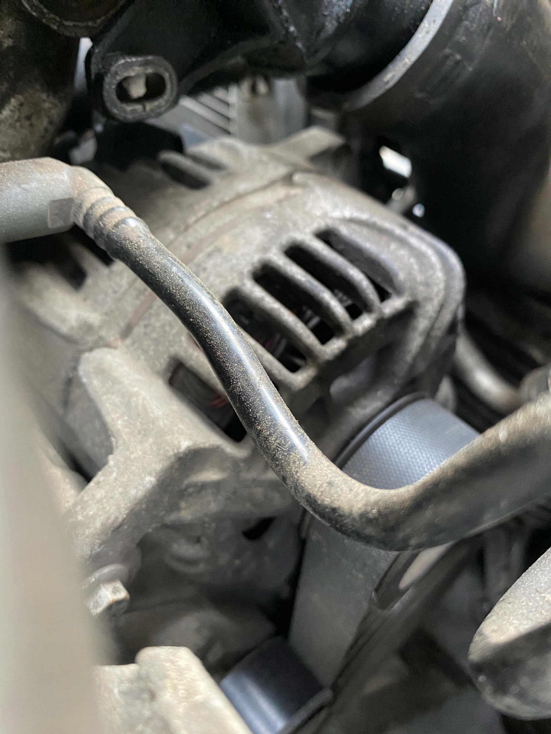 Renault Clio 3 III 05-14 ALTERNATOR 1.2 TCE