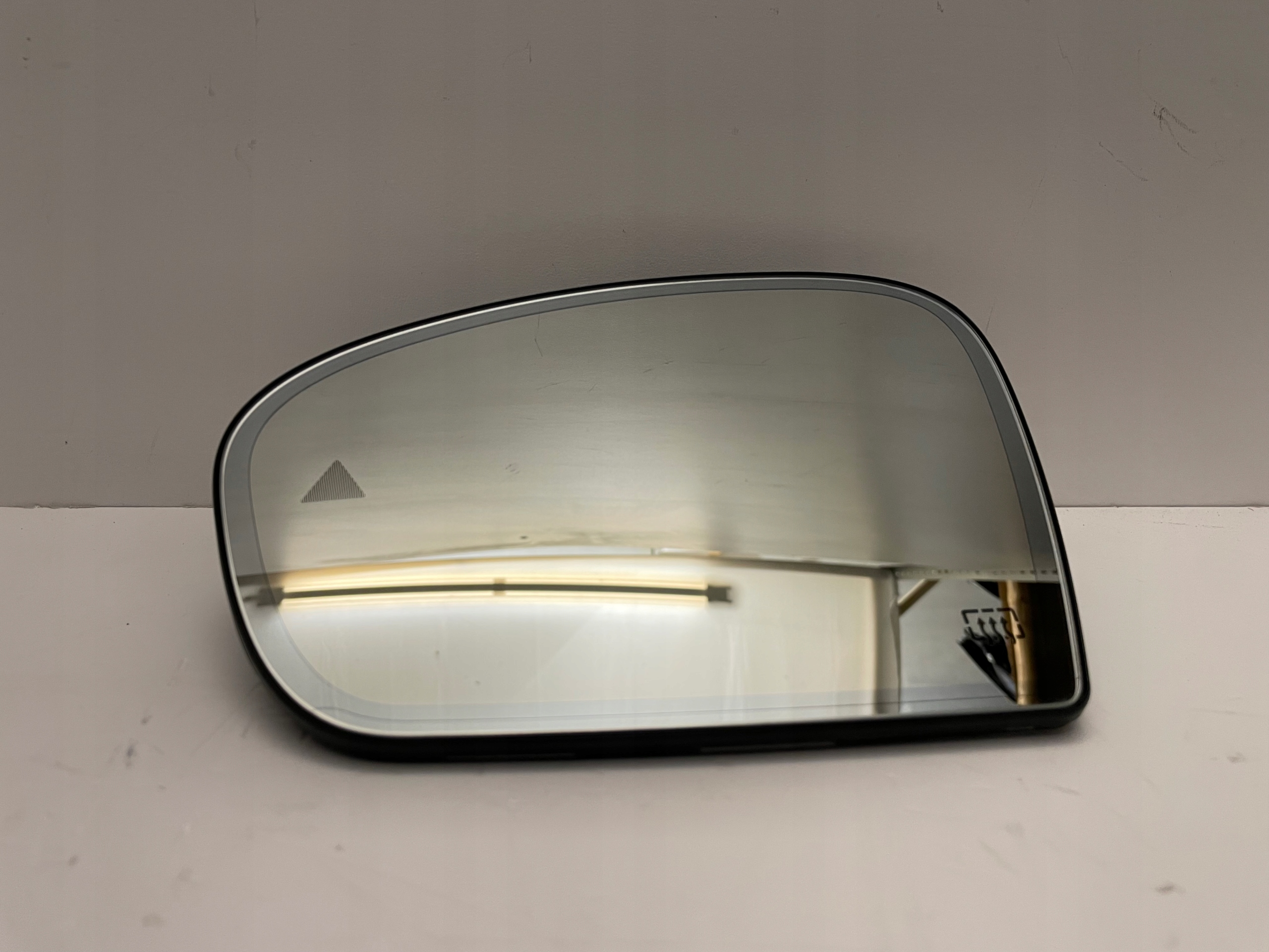 9252246001 - MASERATI GHILBI QUATTROPORTE СТЕКЛО ЗЕРКАЛА ЛЕВОЕ