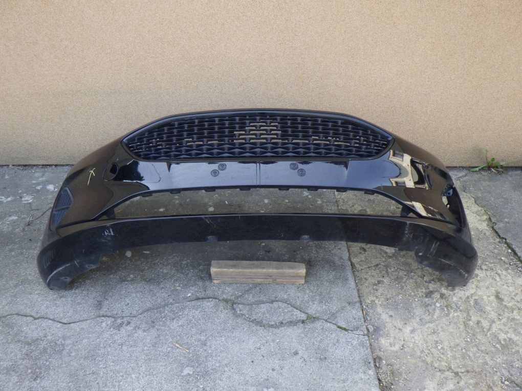 FORD FIESTA MK8 VIII 17- schwarzer grill frontstoßstange