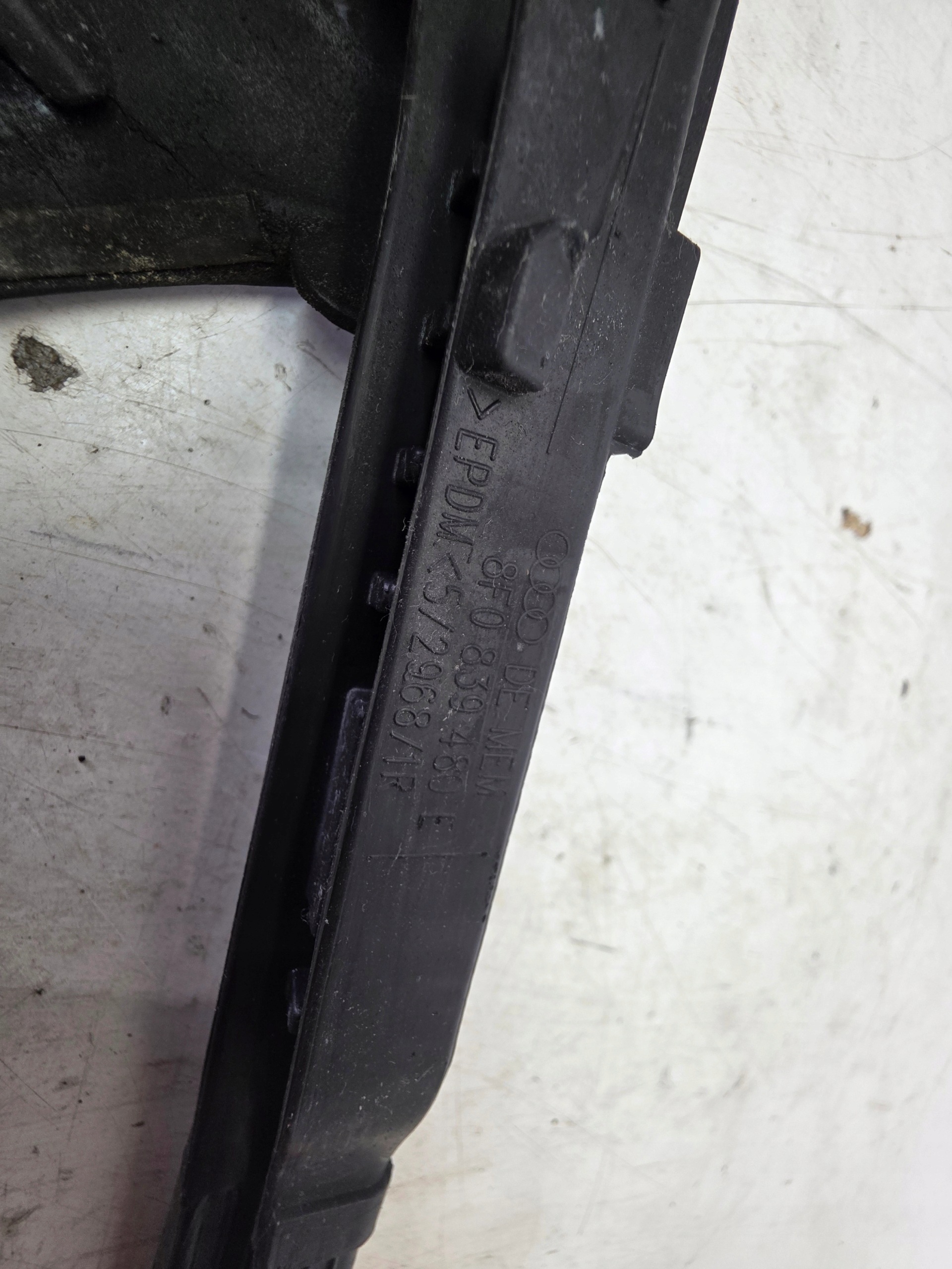 gasket bodywork windows right AUDI A5 8F CABRIO 8F0839480E