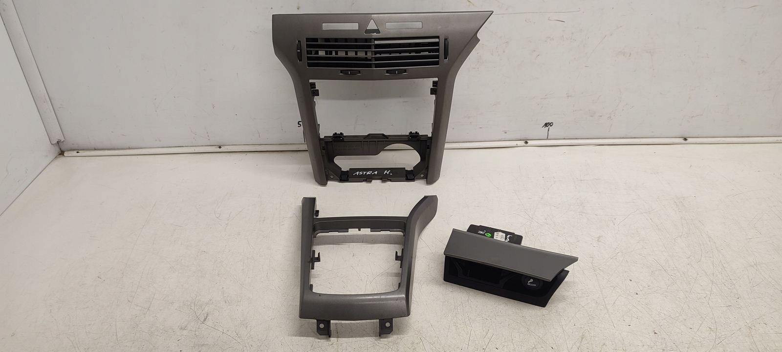 Châssis Console dekory Cendrier Opel Astra H 1,6 XEP