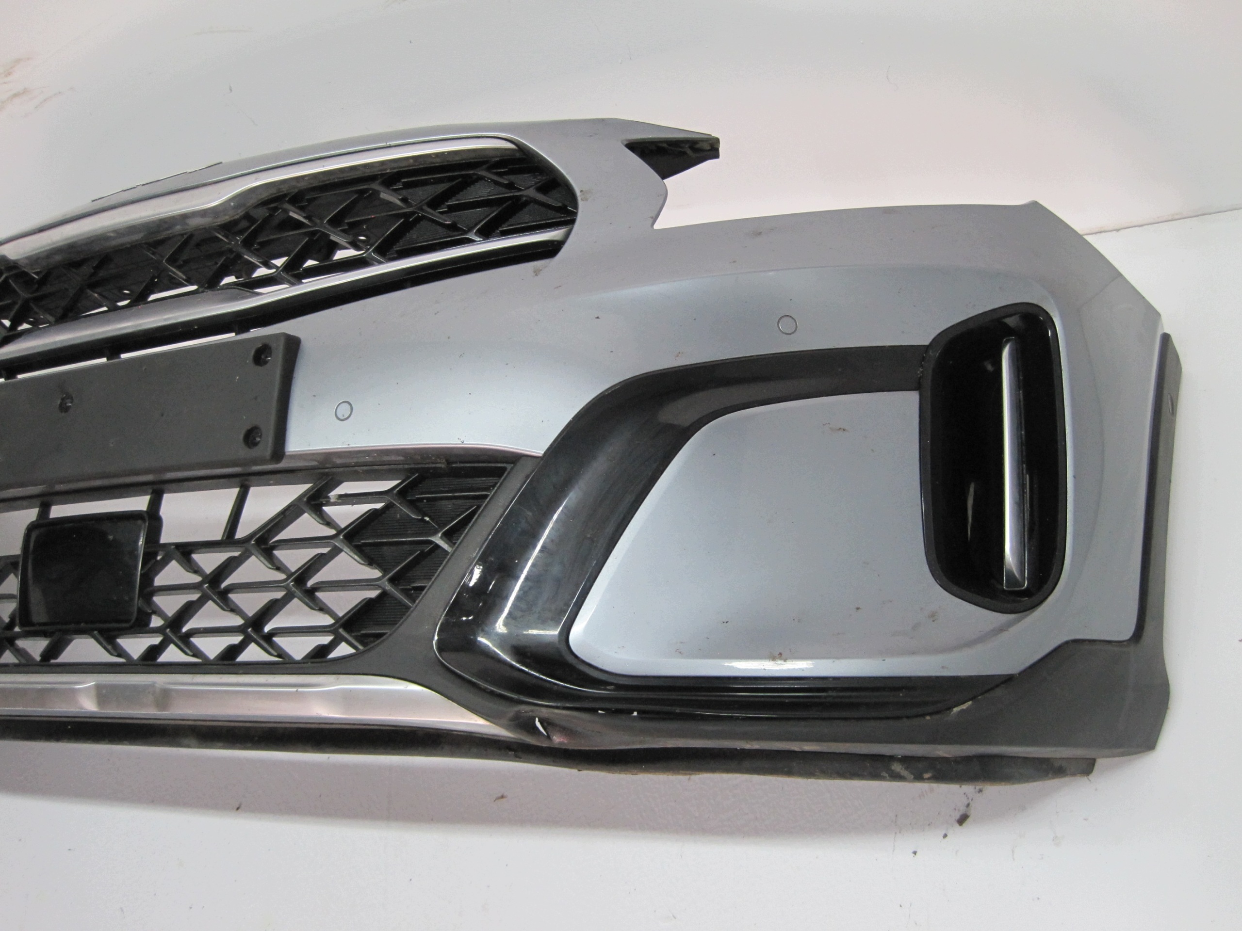 bumper KIA X CEED 22R 6 PDC LIFT23R front front