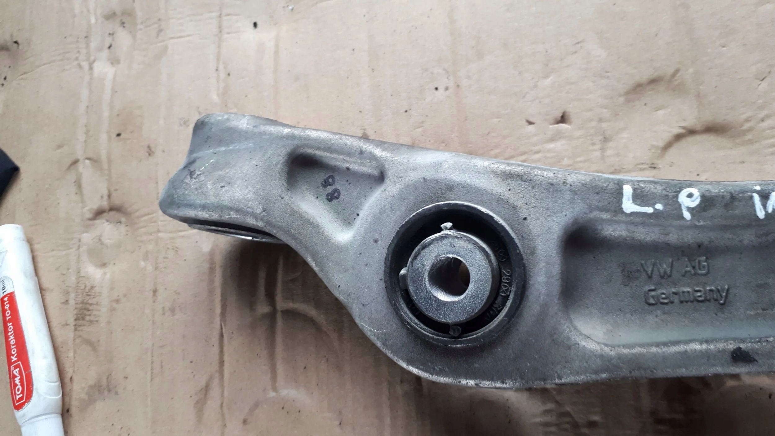 S4 B9 A4 8W arm left front 8W0407155A A5 8W S5