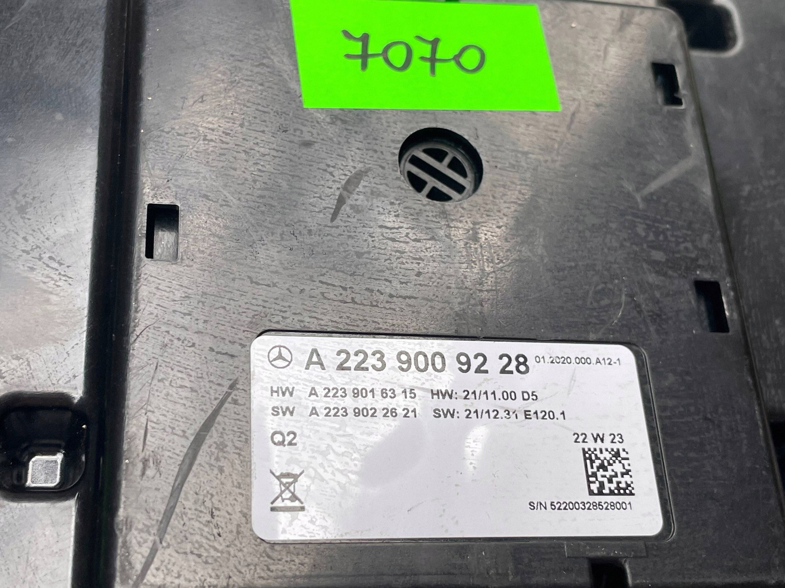MERCEDES W223 Poignée TABLETU A2239009228 !J