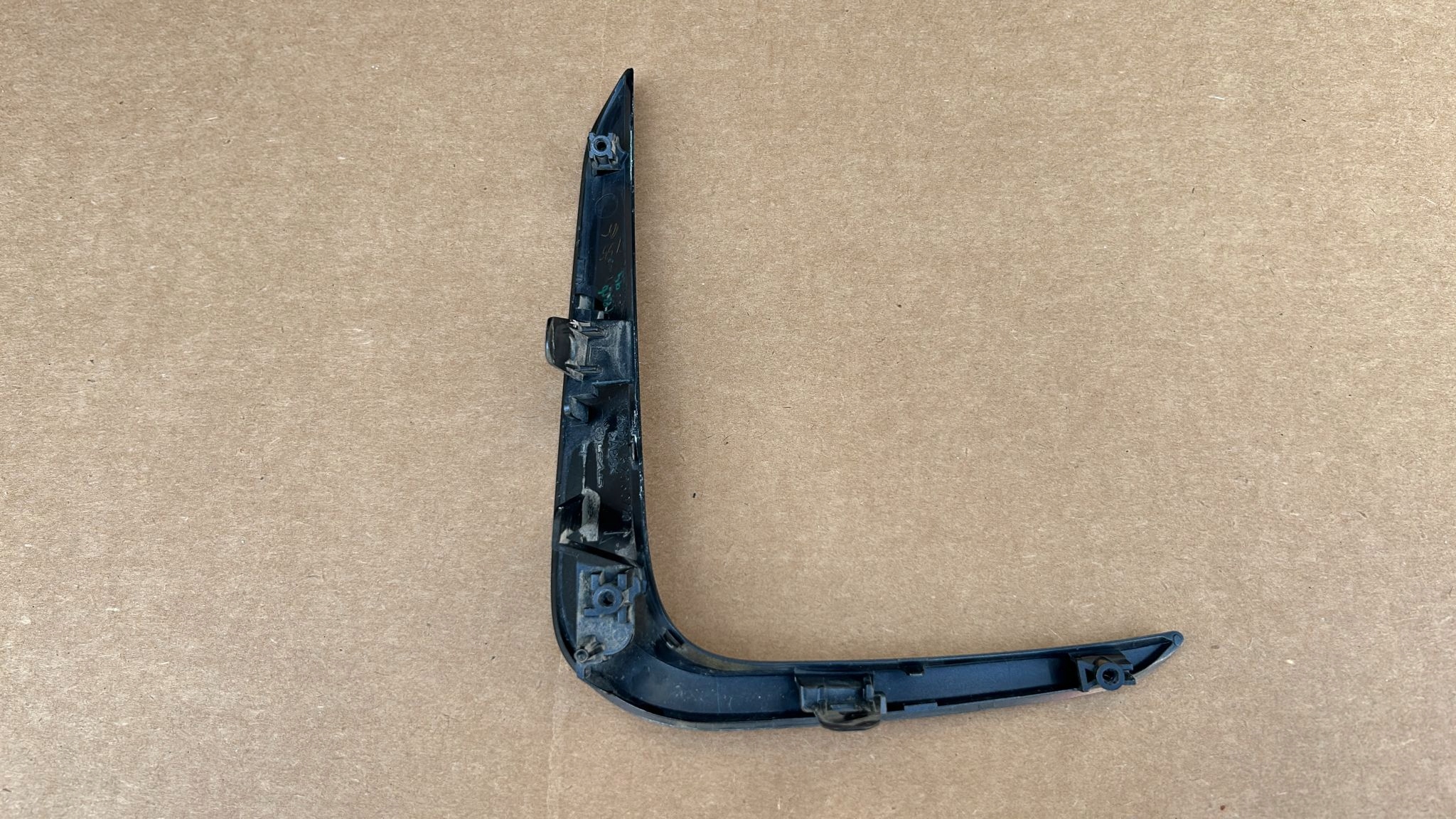 moulding of a bumper left left rear part rear LEXUS LBX 23