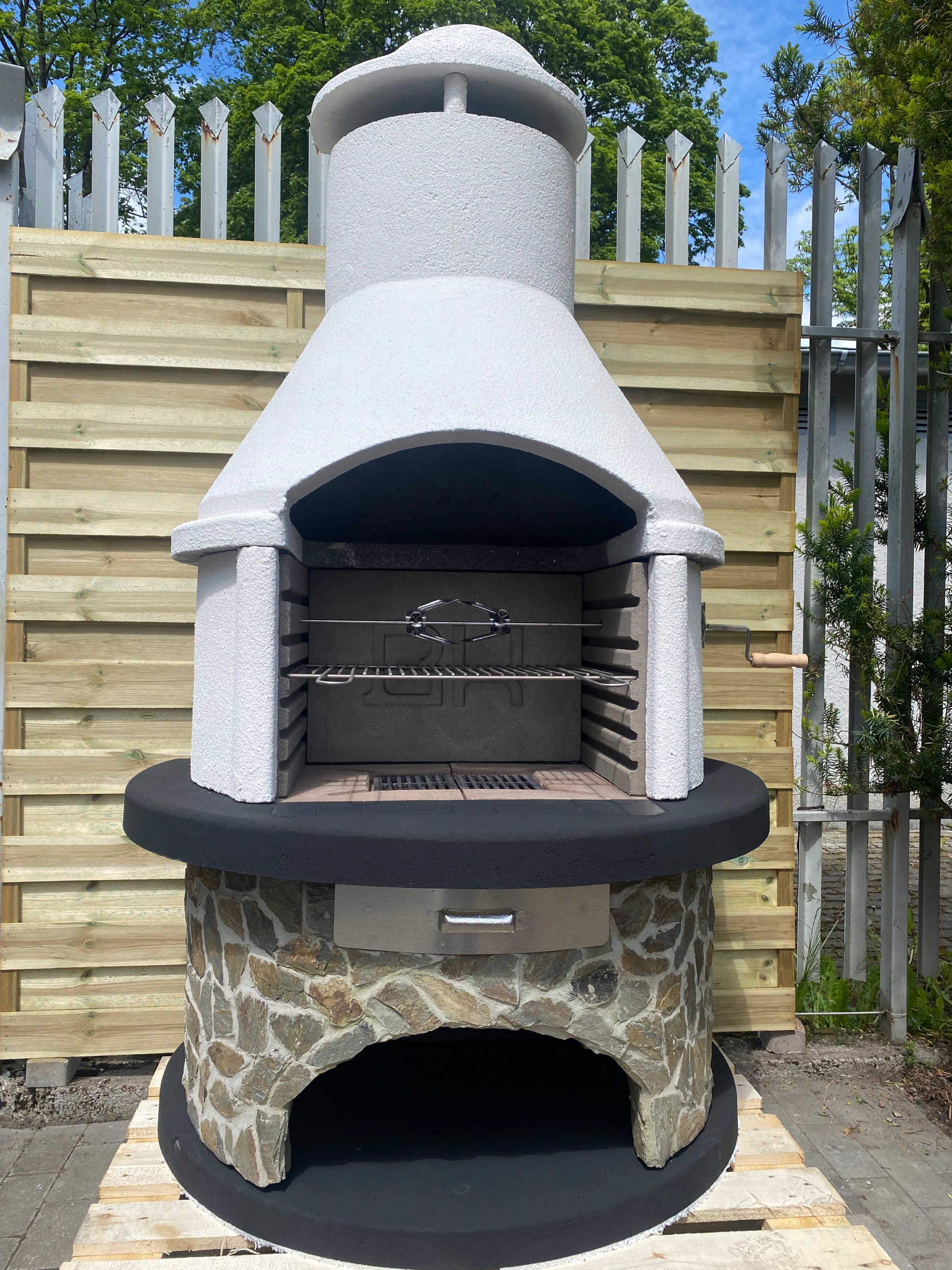 Grill ogrodowy betonowy RONDO