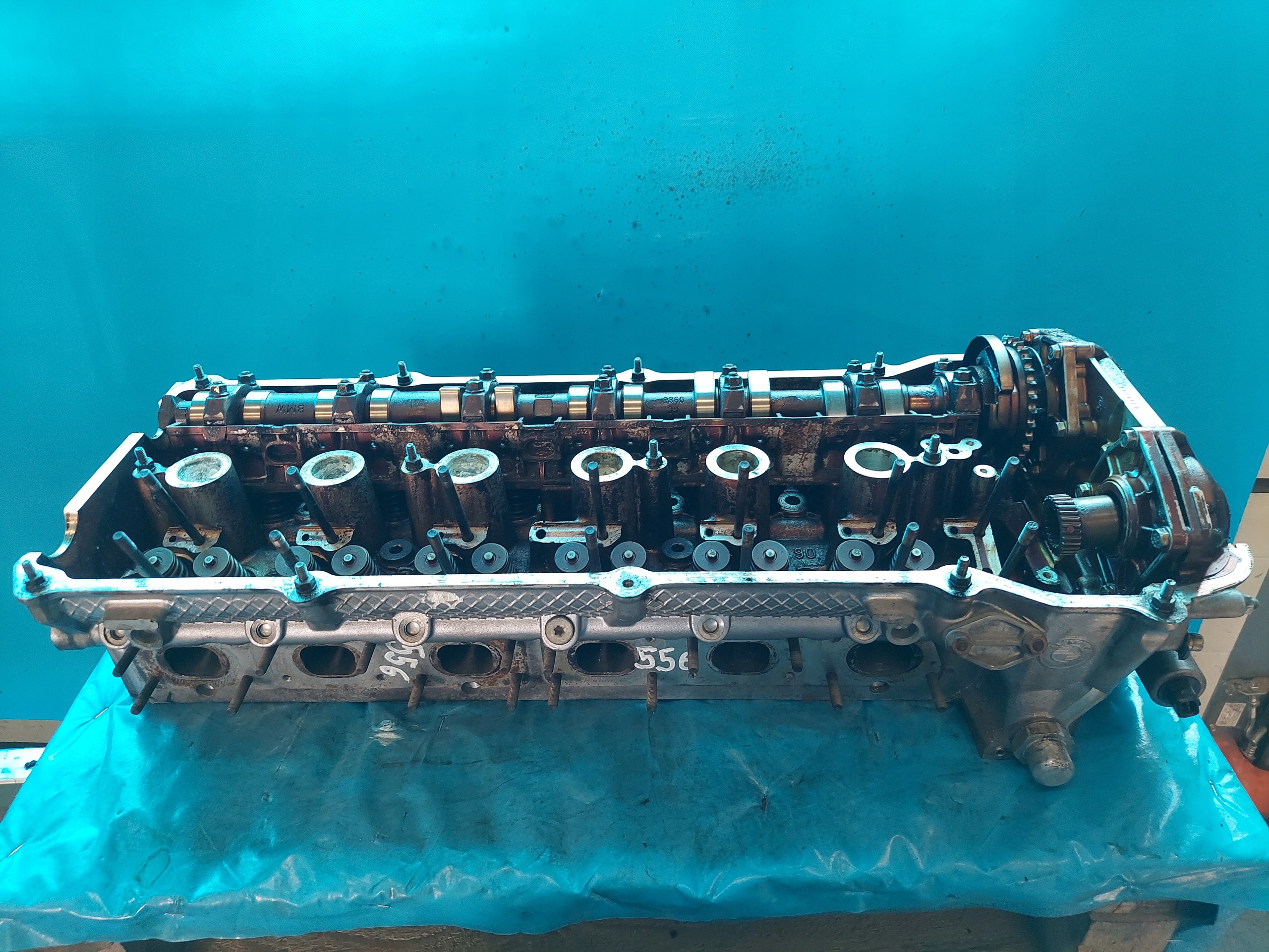 head. BMW E39 523i 2.0/2.2B 1436812