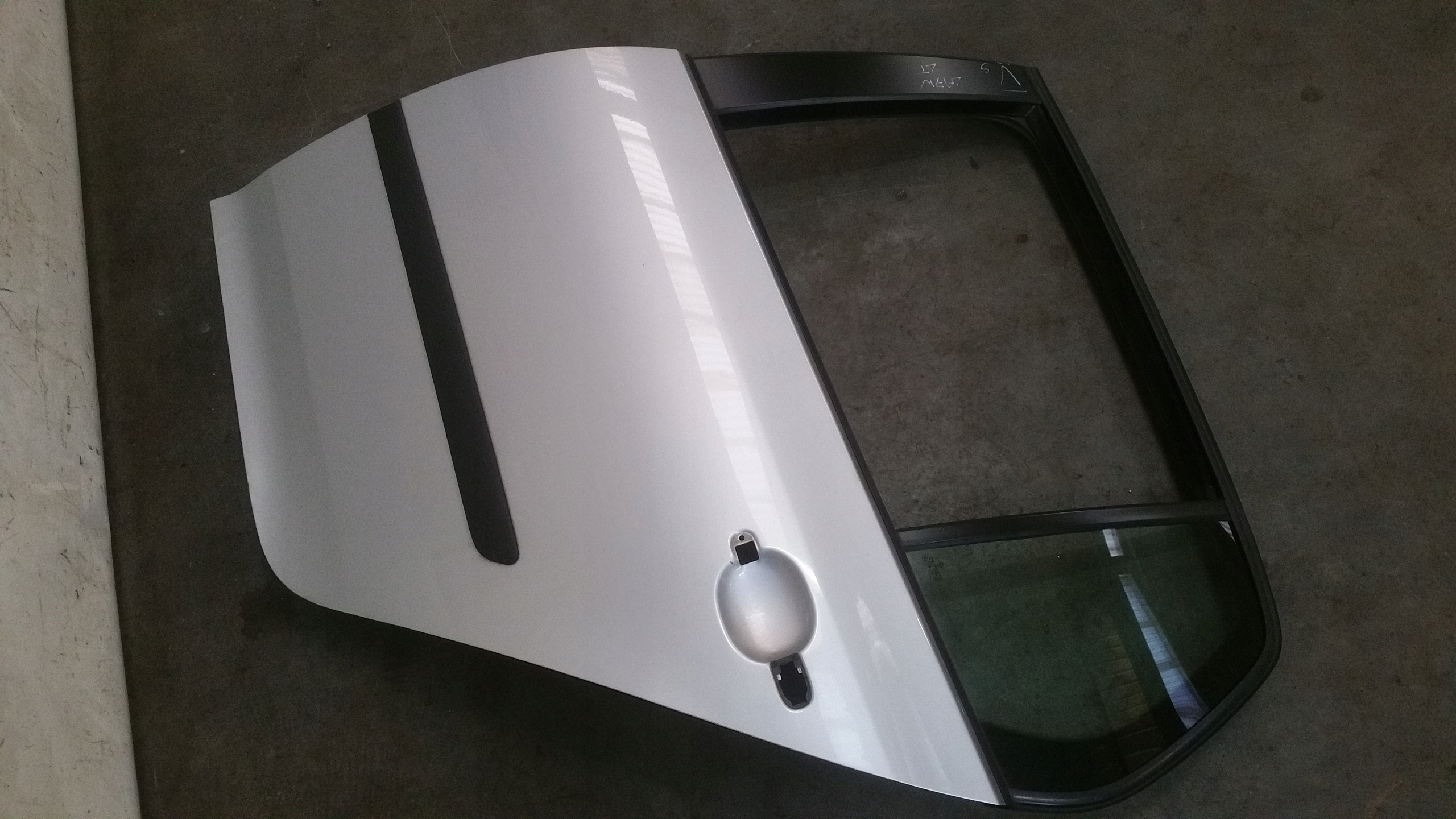 door left rear part LA7W VW Golf V