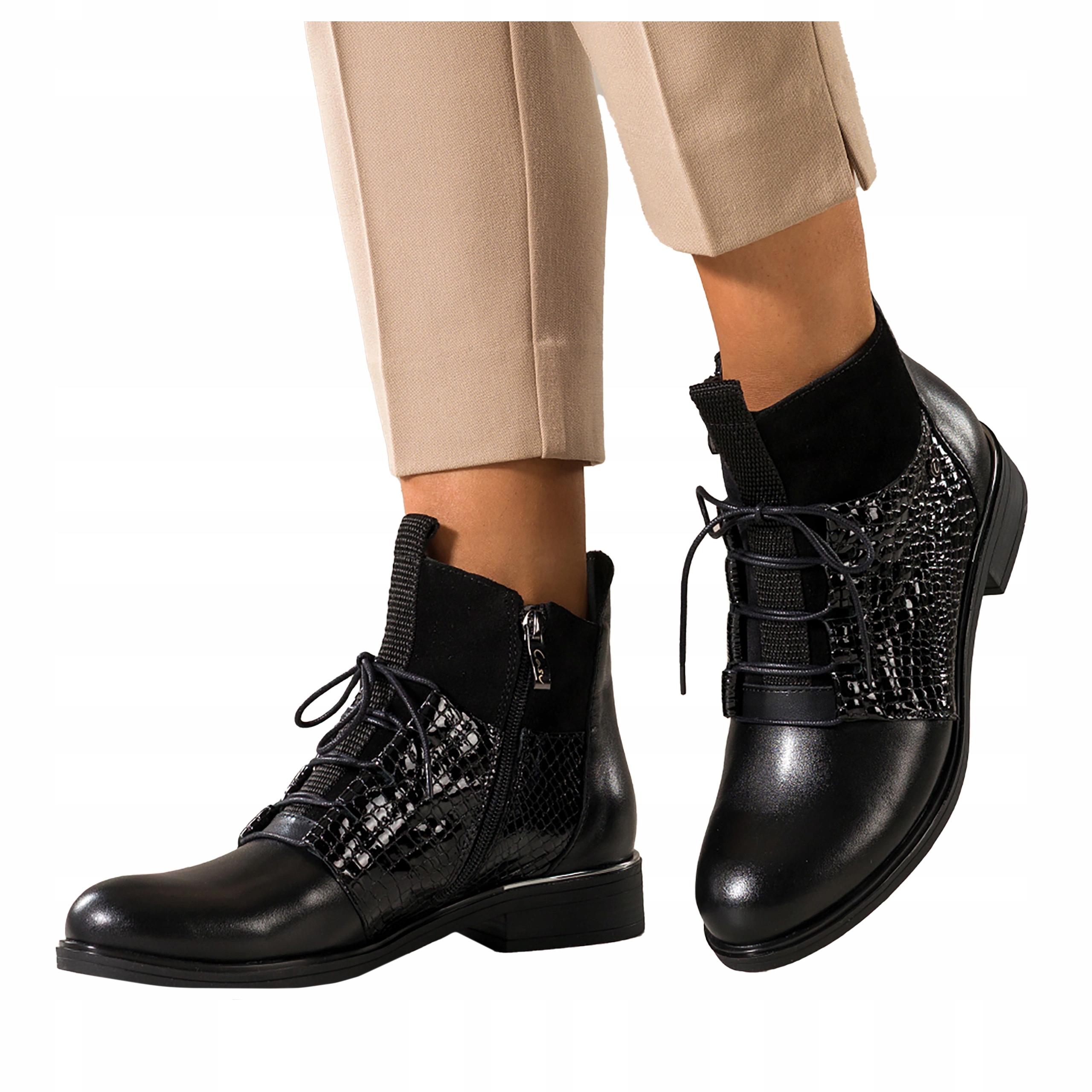 Kotníkové Boty Černé Kožené Dámské Ploché Pohodlné Lakované Vzor Hadí velikost 38