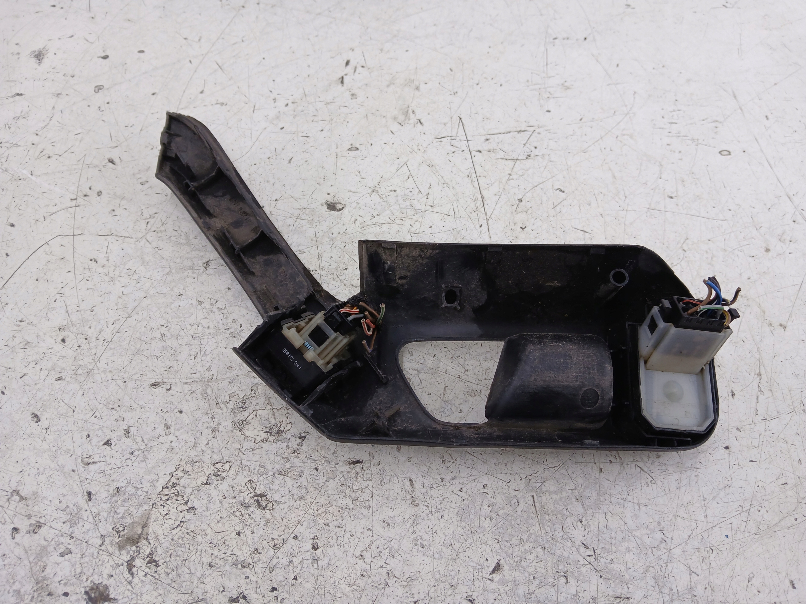 VW GOLF III PANEL okna levý předek DWIE okna ručka