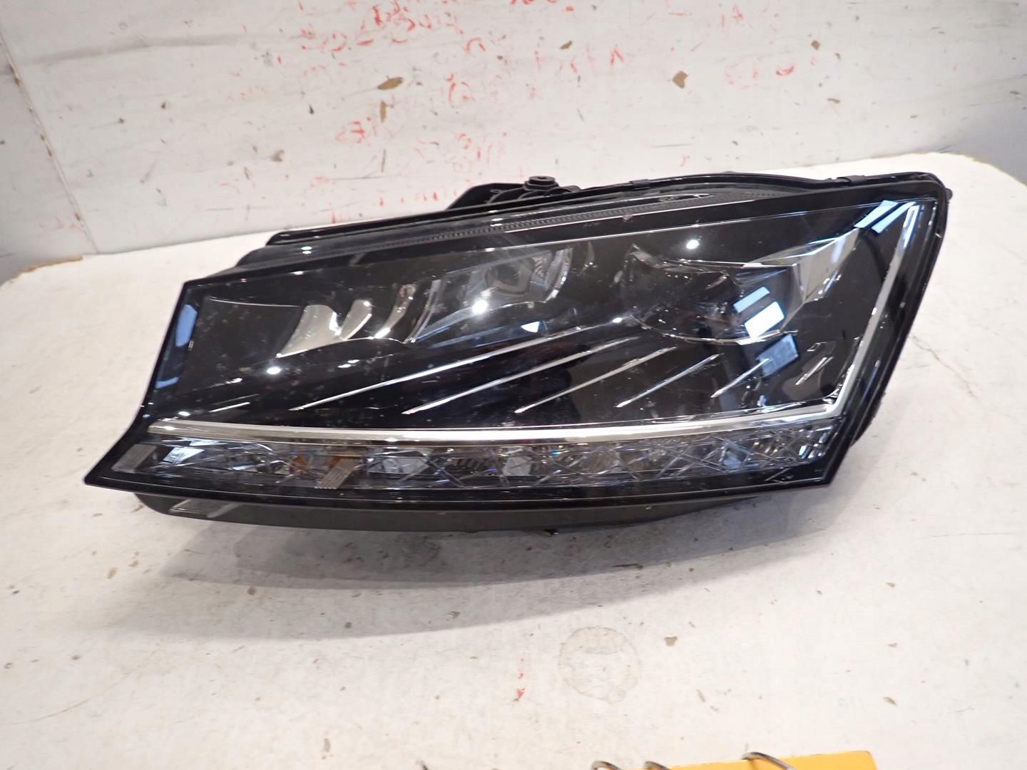 light front front left SKODA FABIA III LIFT 2017- FULL LED 6V1941015F