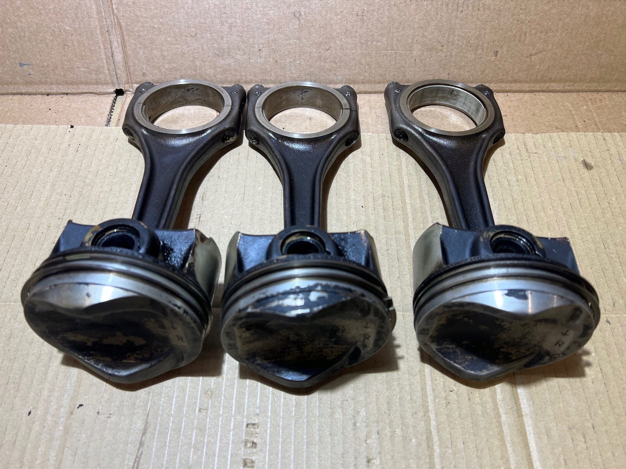 AUDI A8 D4 3.0 TFSI right piston connecting rod R6EH