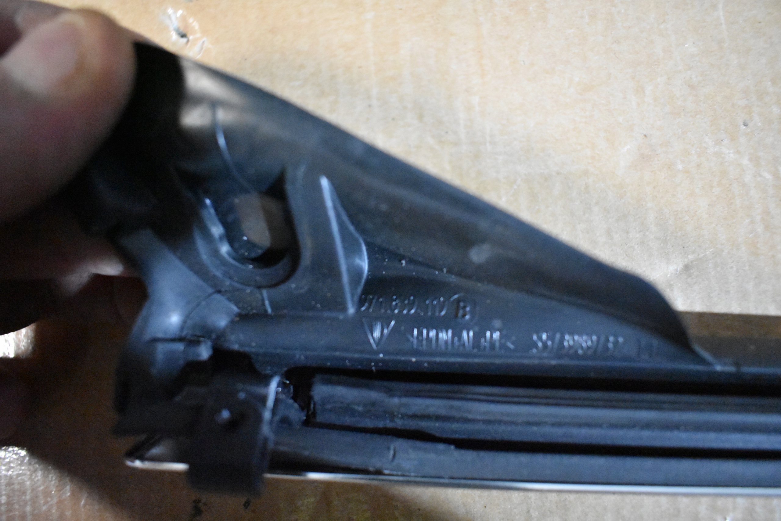 IDEALNA moulding door rear left PORSCHE PANAMERA 971 1