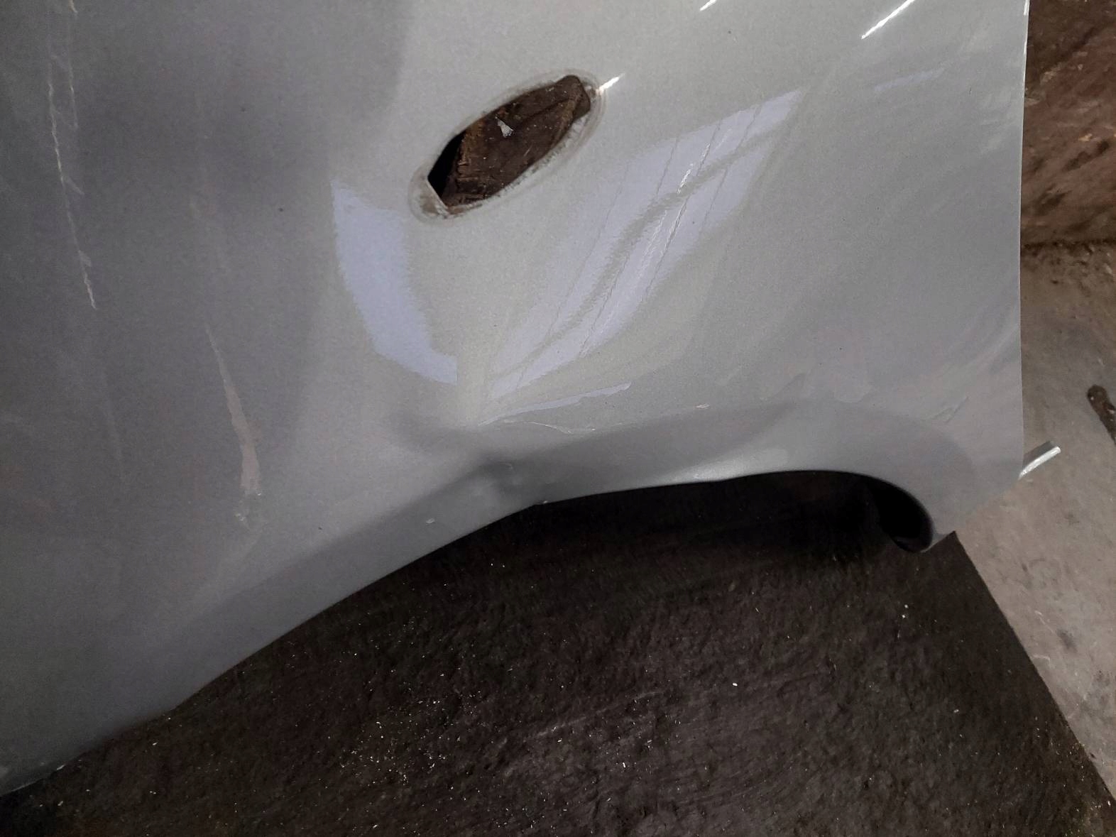 fender left front TOYOTA YARIS II LIFT 1F8