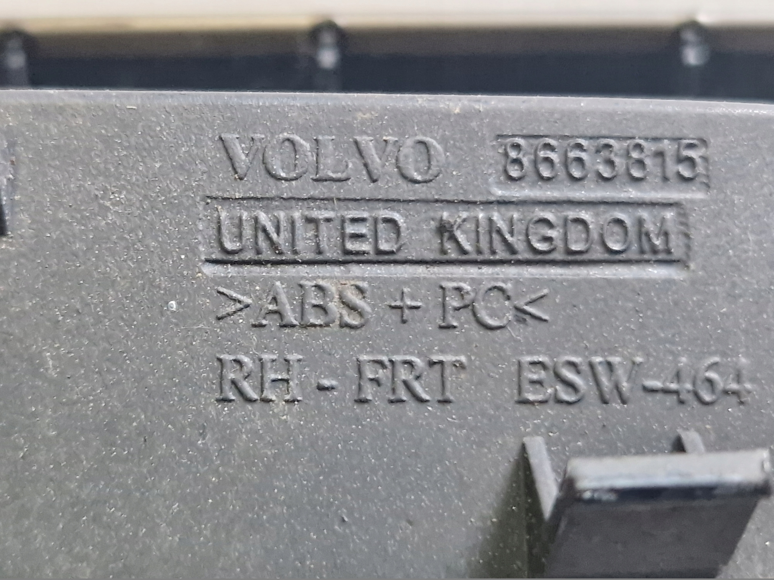 VOLVO V50 S40 handle WEWETRZNA door right front 8663815
