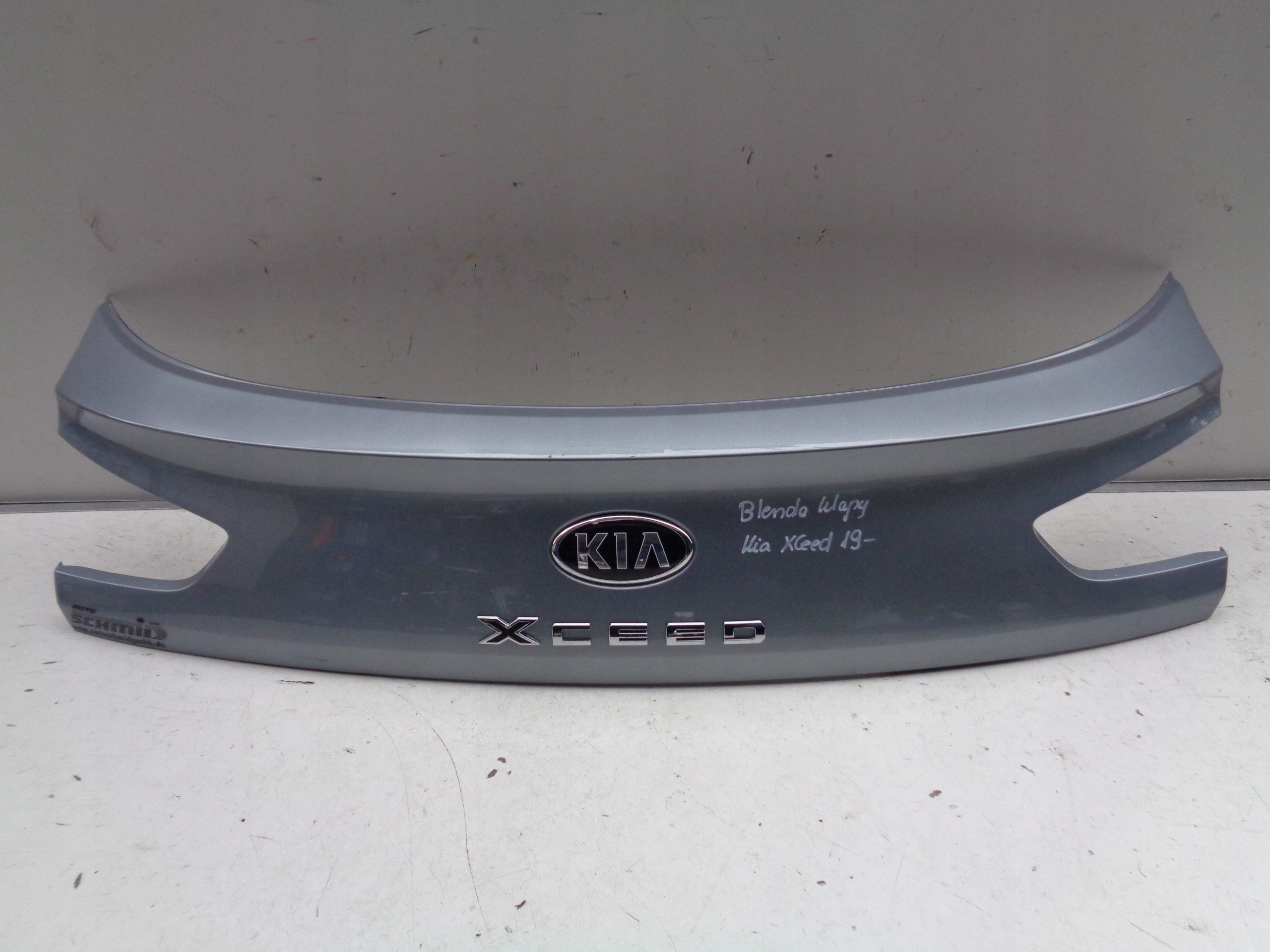 COUVERTURE MOULAGE DU CAPOT KIA XCEED X-CEED 19