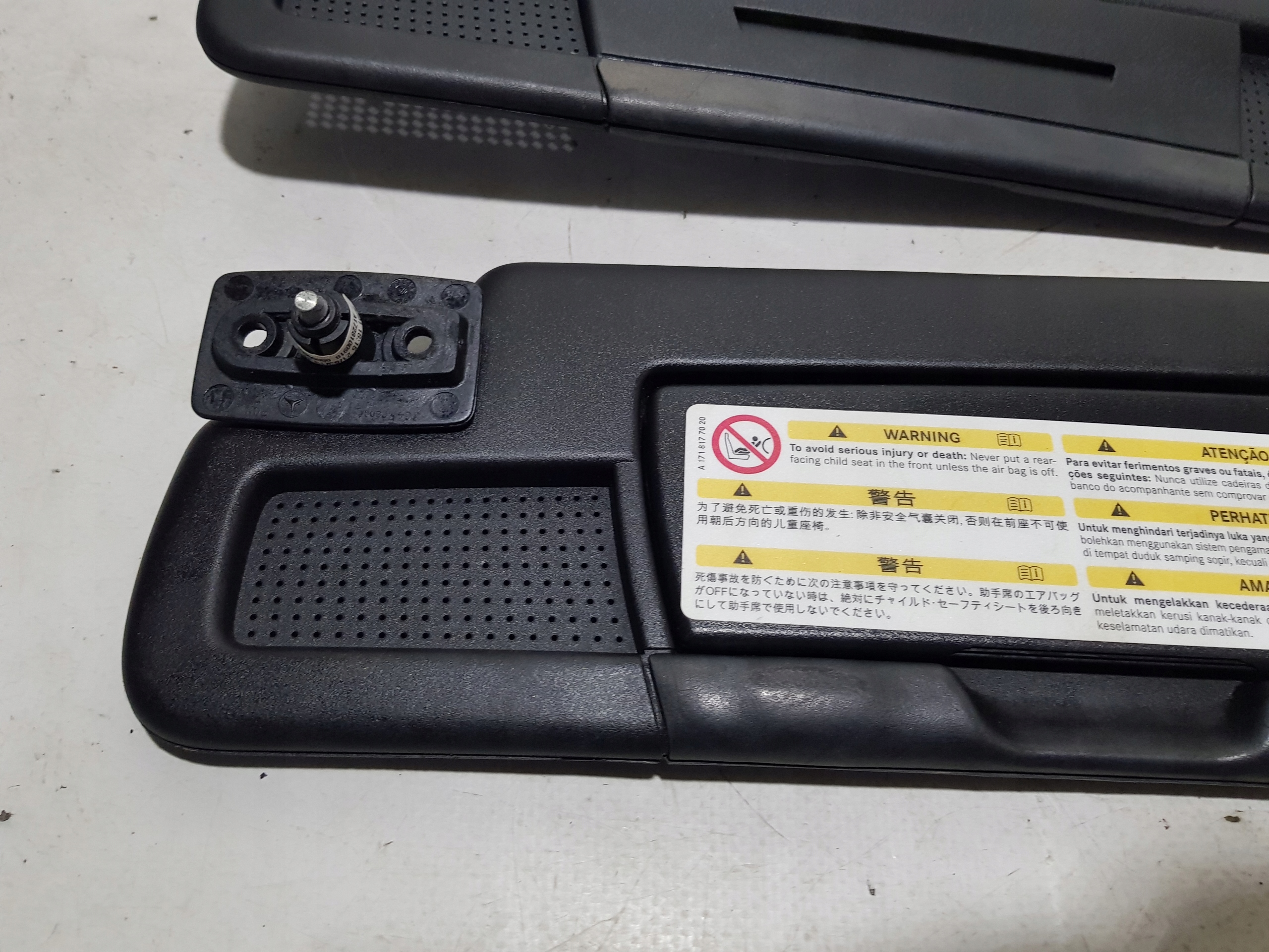 visors right left KOMPLET MERCEDES SLK R172 SLC W172
