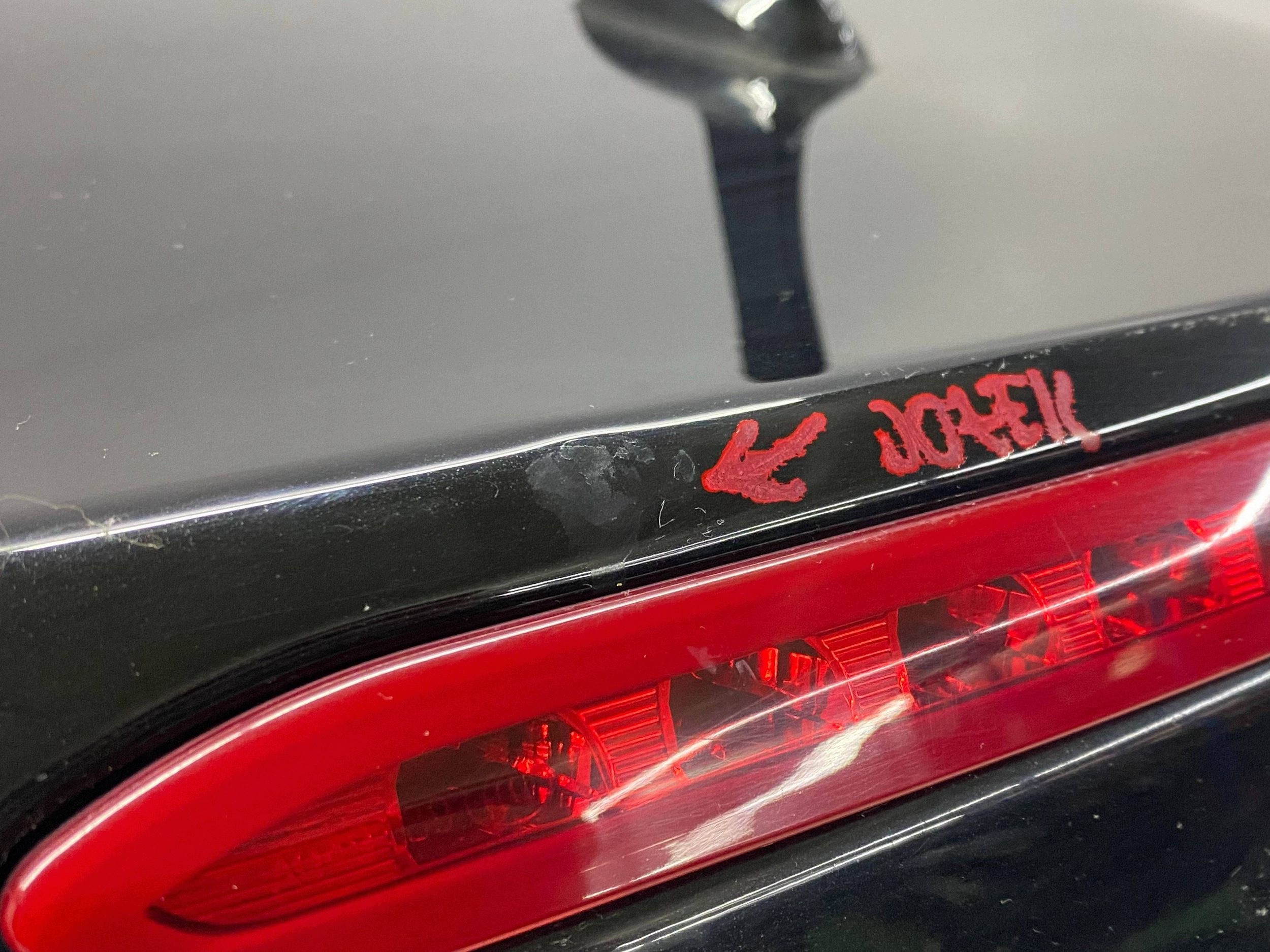 boot doors cover boot MERCEDES E-KLASA W207 C207 CABRIO colour 197