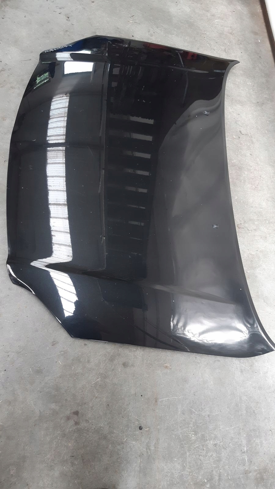 Capot Toyota Avensis T25