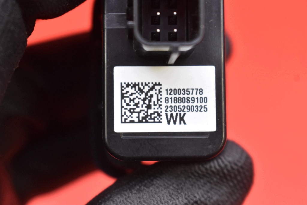 switch button ZAMYKANIA bonnet boot 120035778 KIA EV6 GT 21-24