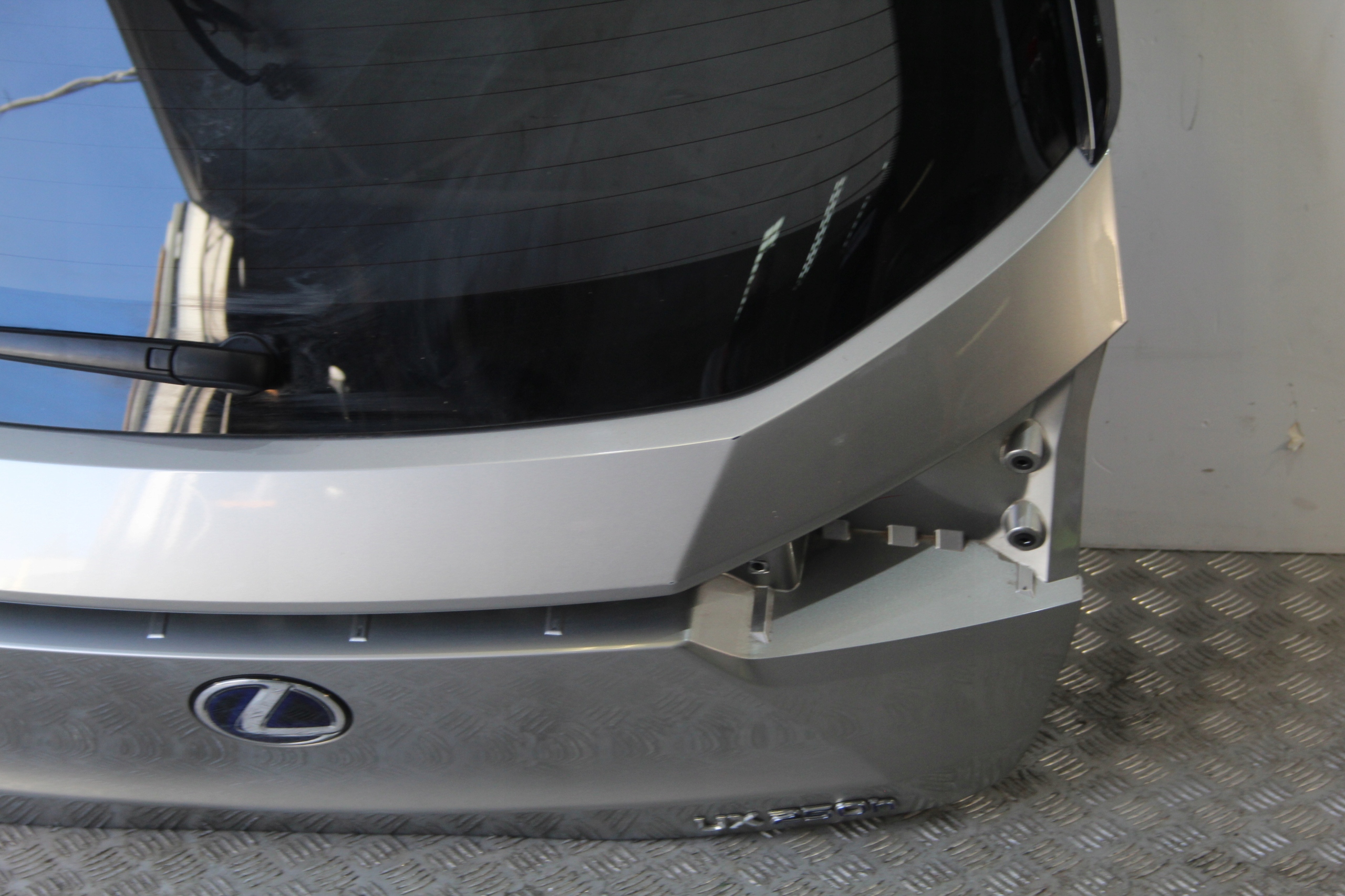 boot door rear boot LEXUS UX 250 H UX250H