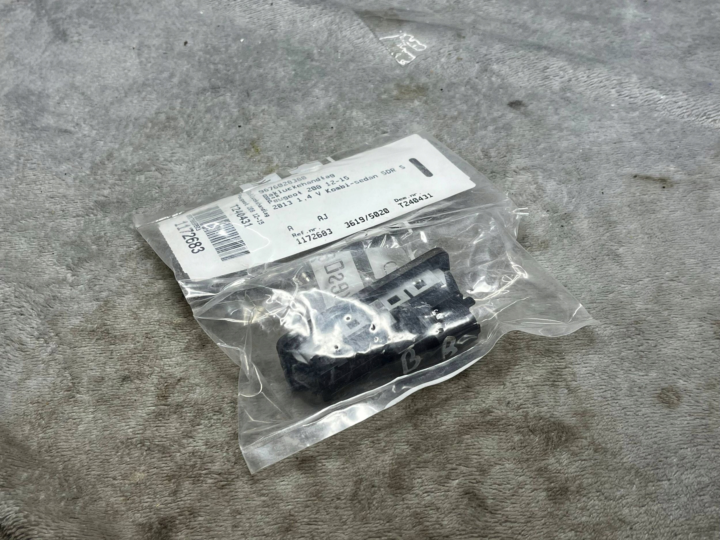 button bonnet boot MIKROSTYK PEUGEOT 308 9676028380 !J