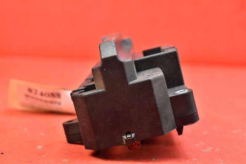 fuse box 6900583 BMW E65 3.6 V8 272 KM 01-05