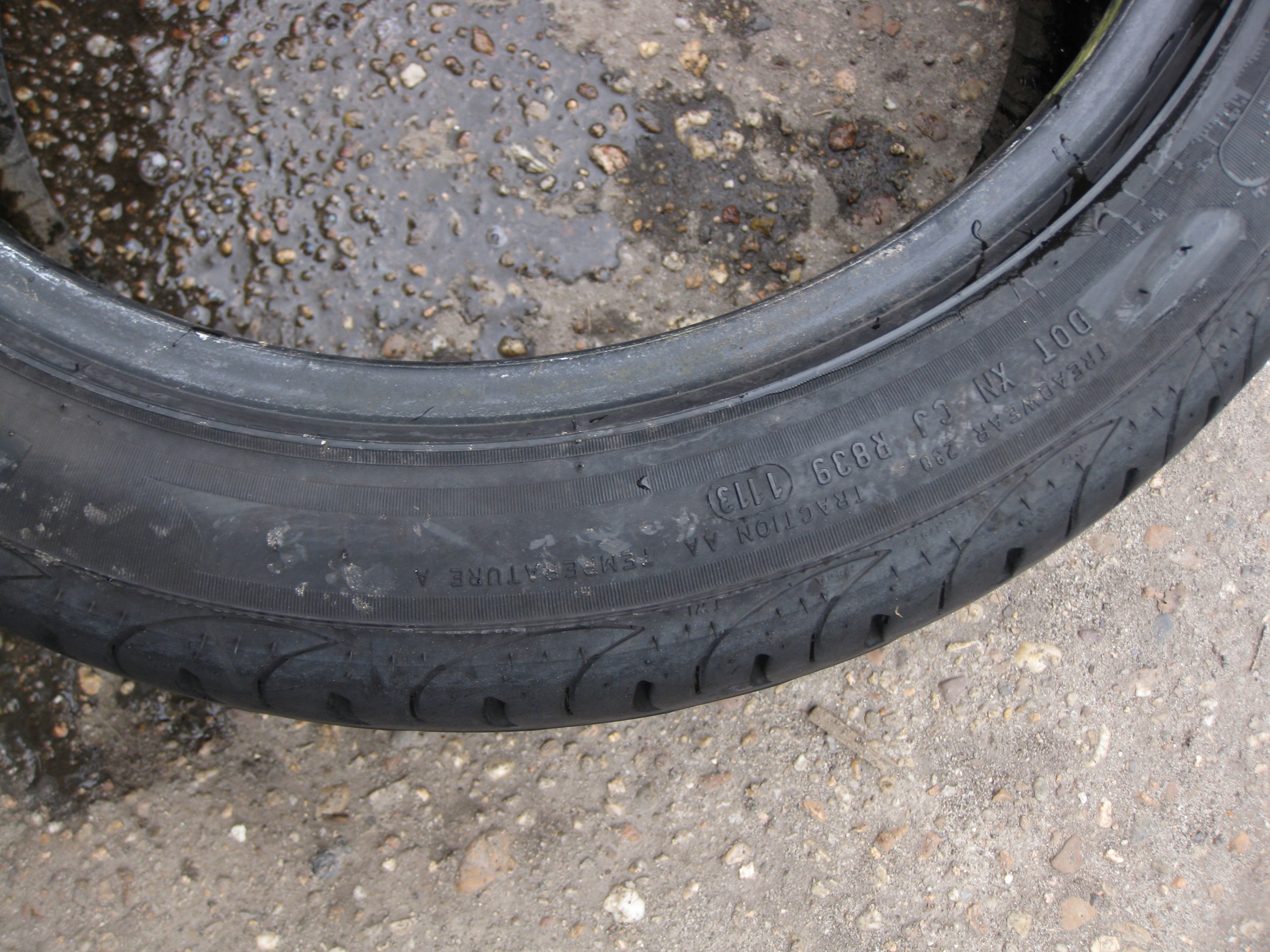 tyre PIRELLI P ZERO NERO 225/45R17 LATO