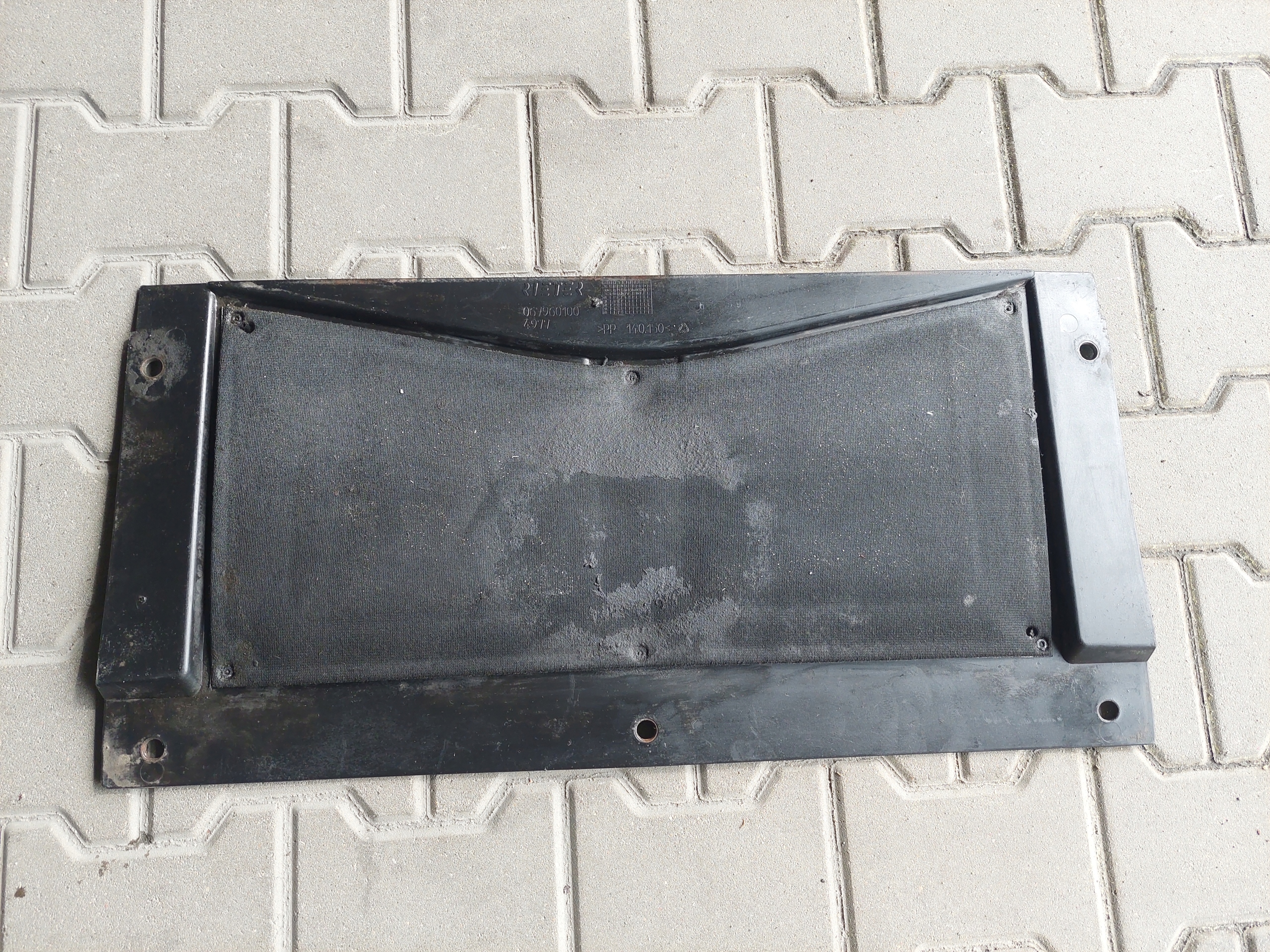 cover below engine 067960100 MASERATI QUATTROPORTE V 4.2 V8 2007